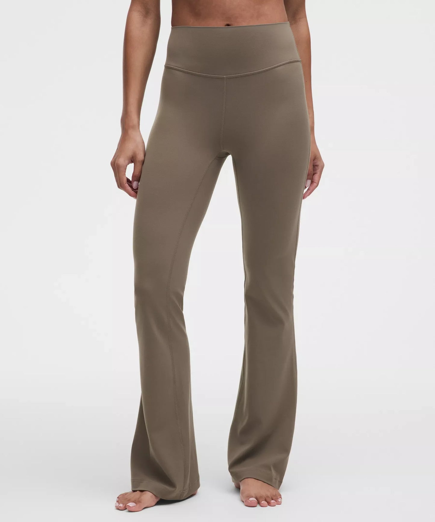 Pantalón de tiro alto