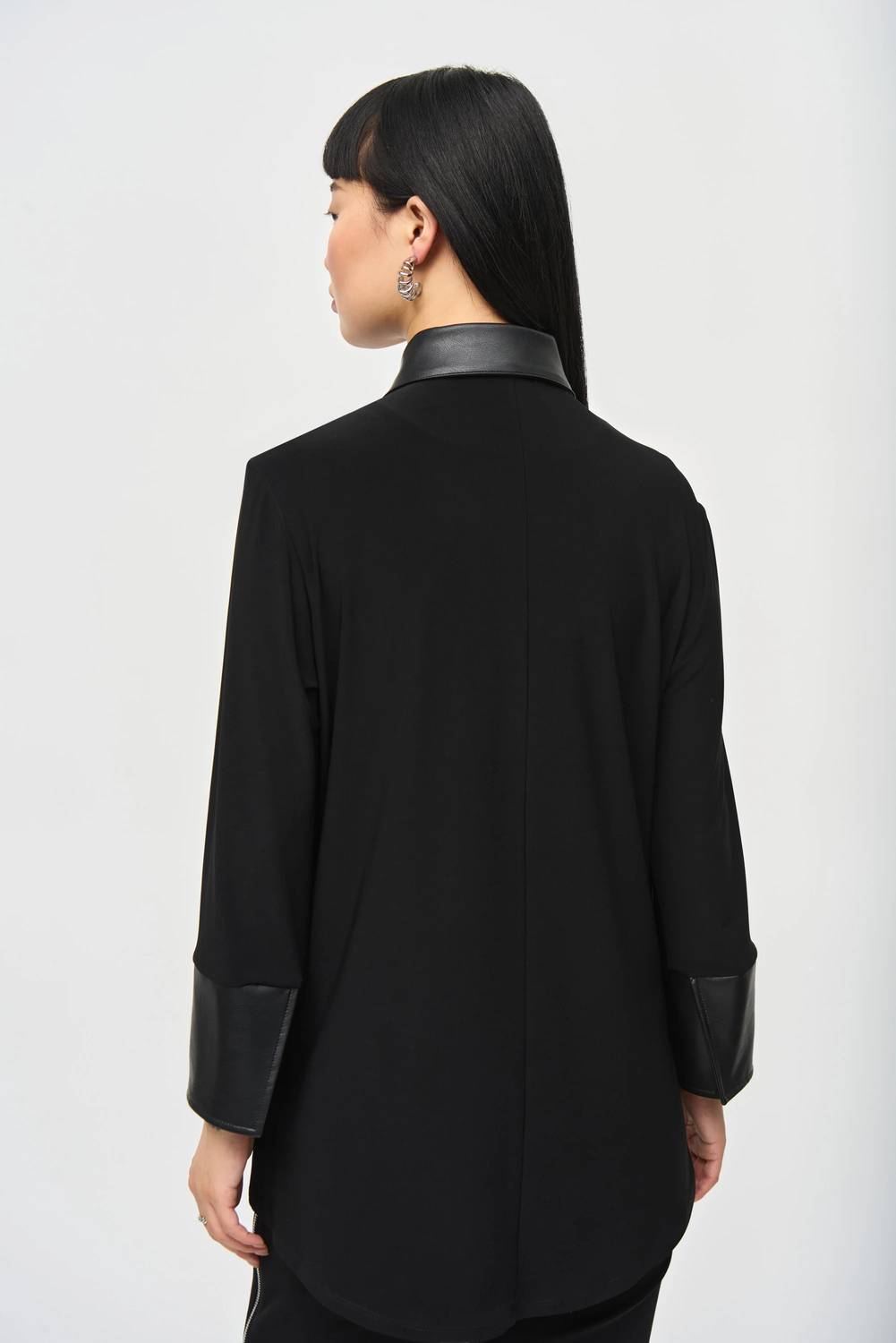 Blusa color negro