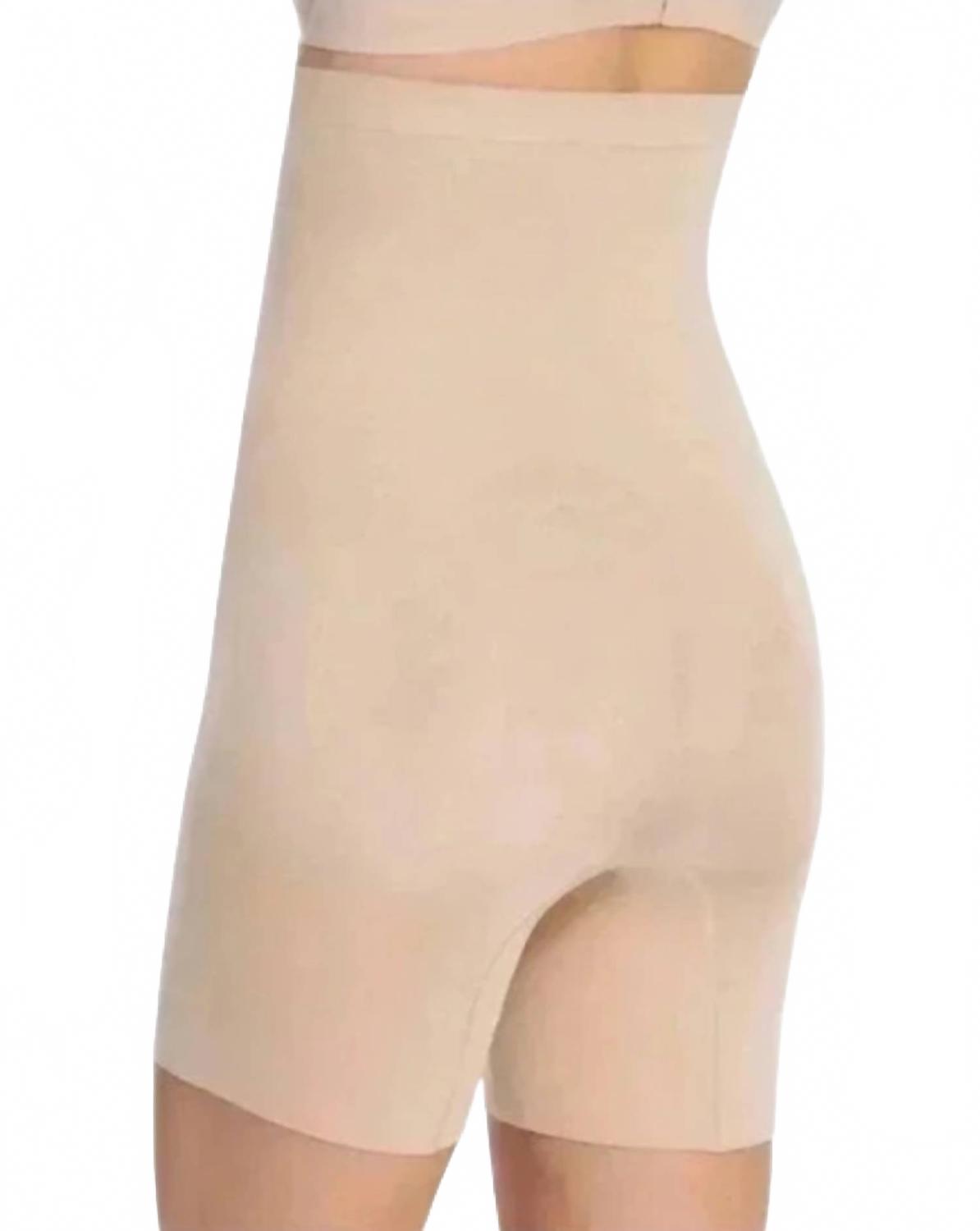 Short de tiro alto color nude