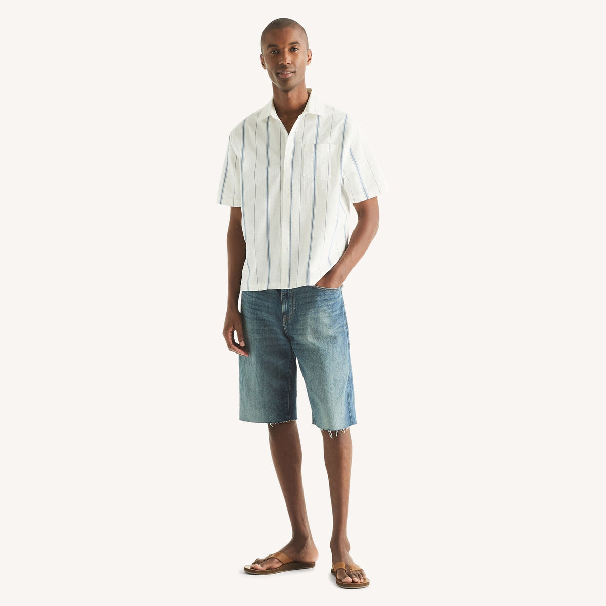 Camisa de hombre de manga corta a rayas