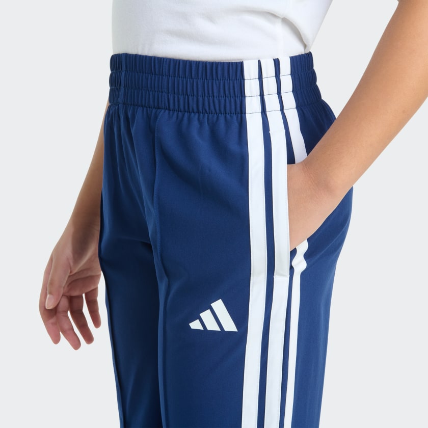 Pantalón infantil a rayas