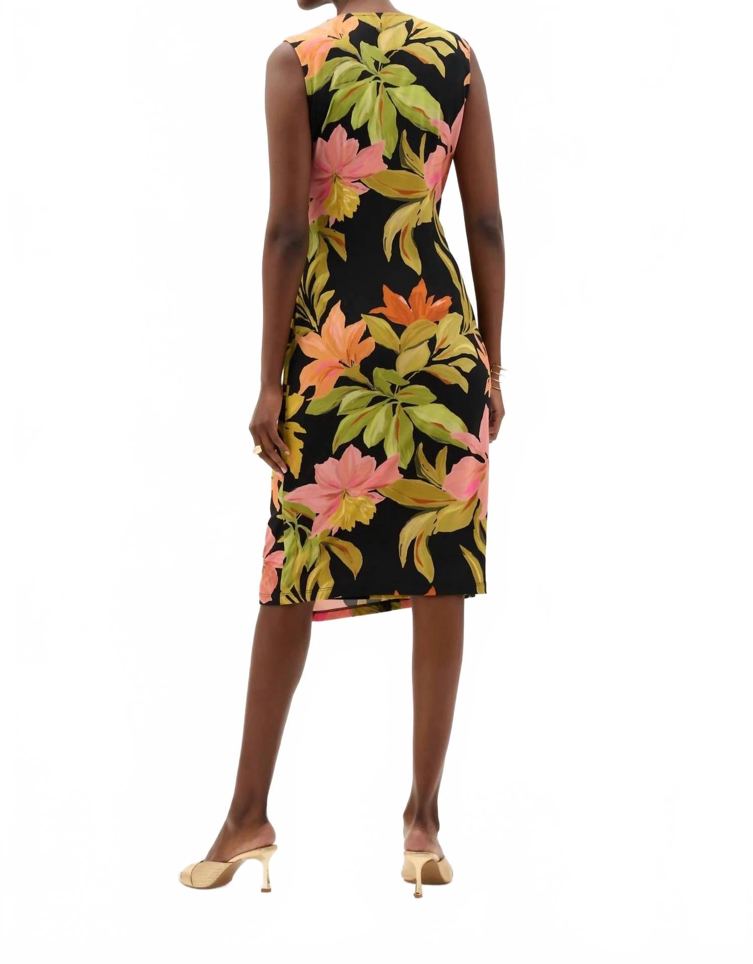 Vestido con estampado floral color negro