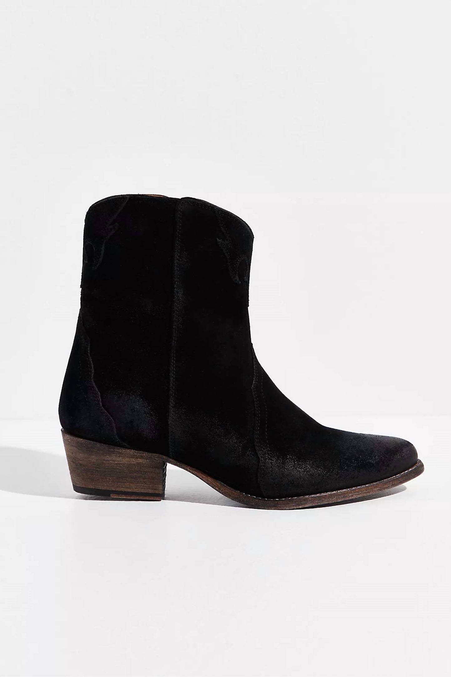 Botas de mujer de gamuza color negro