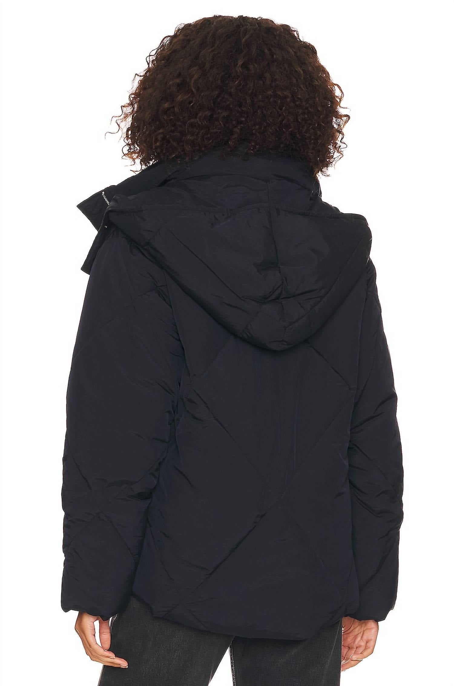 Chaqueta acolchada color negro