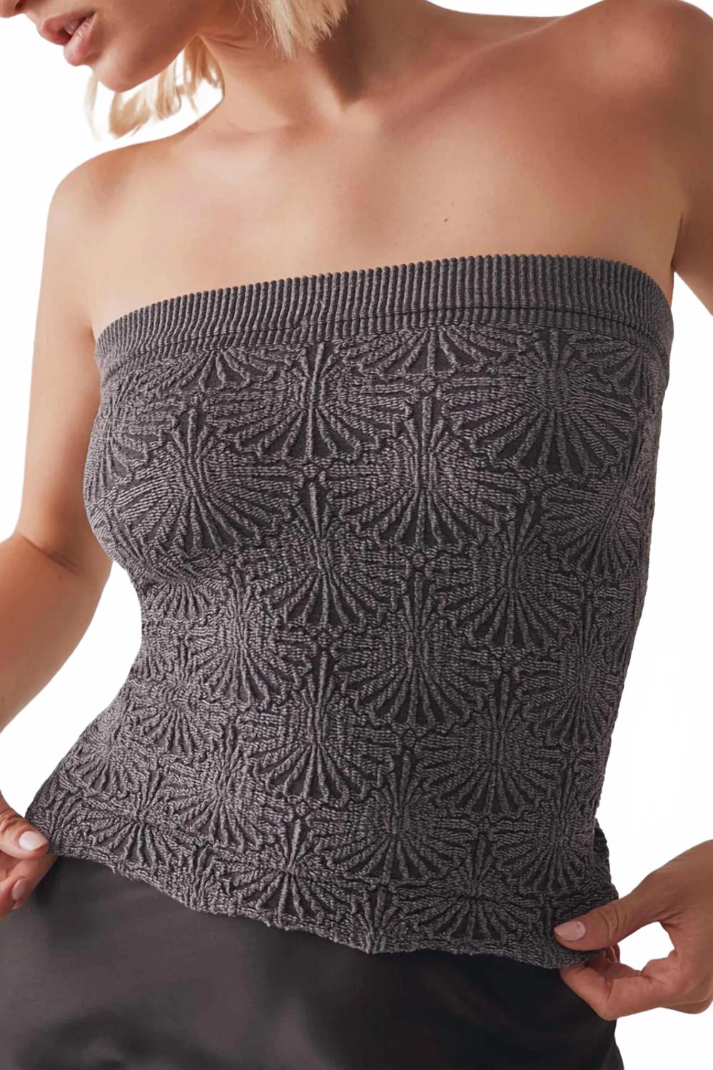 Top color negro
