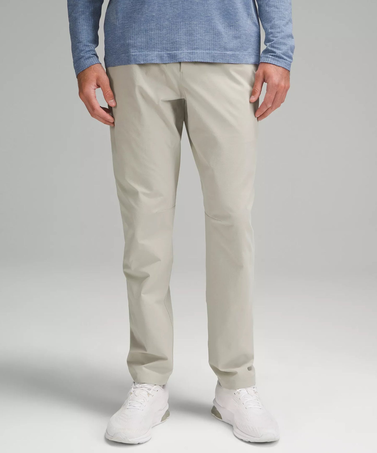 Pantalón de corte ajustado