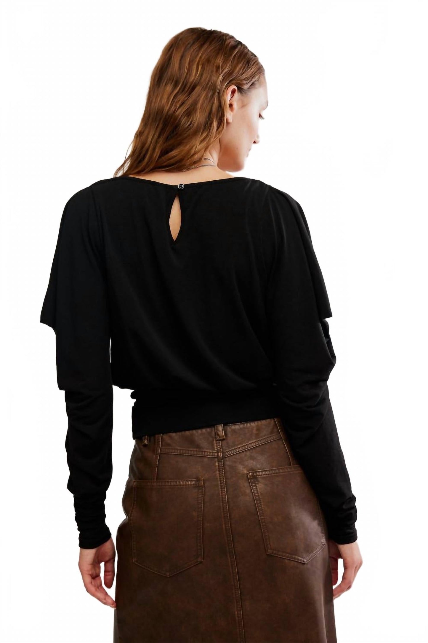 Top de manga larga color negro