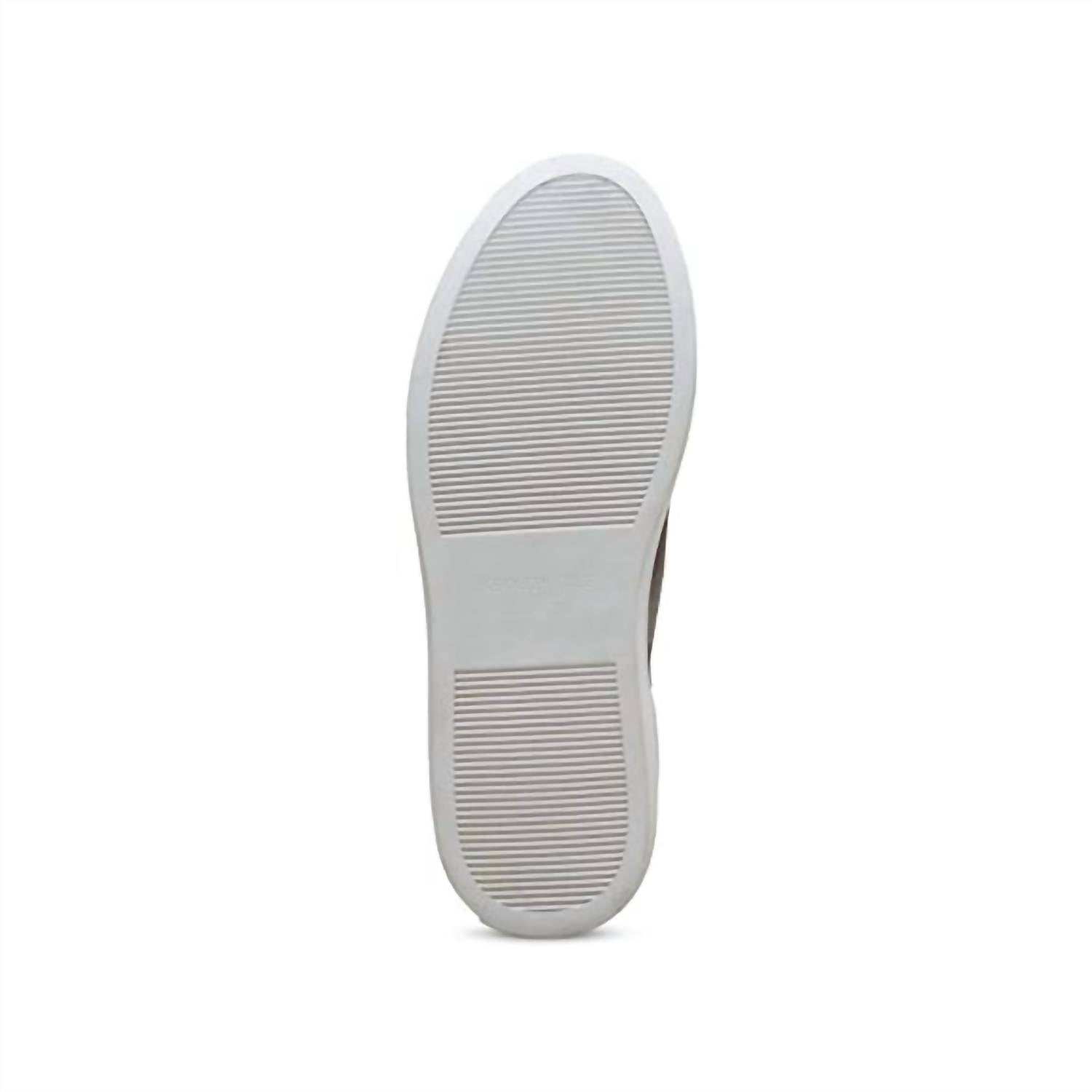 Tenis de hombre