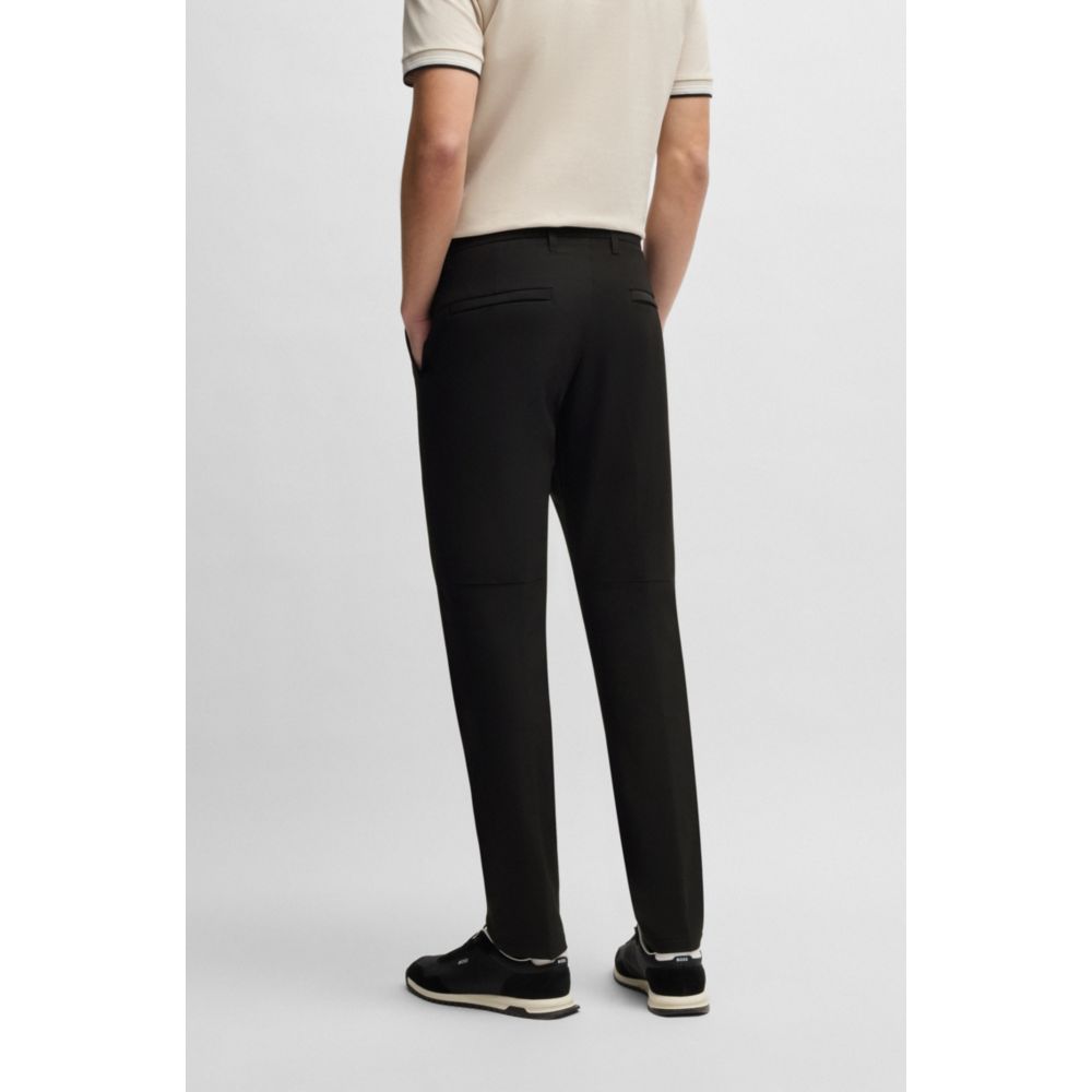 Pantalón de corte ajustado resistente al agua
