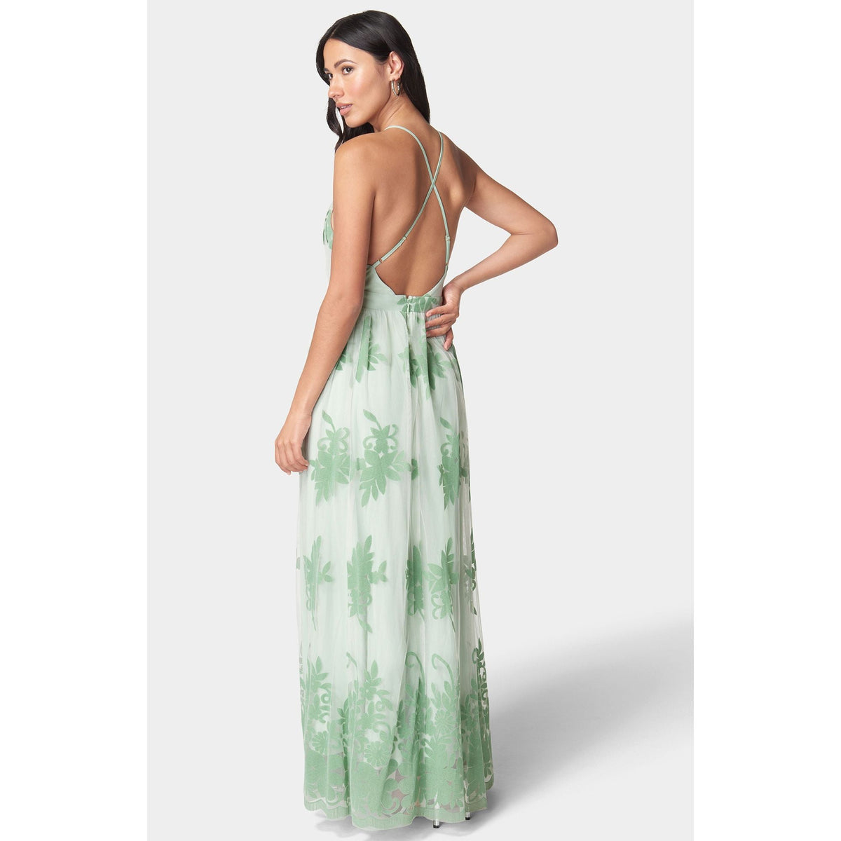Vestido de mujer largo con bordado
