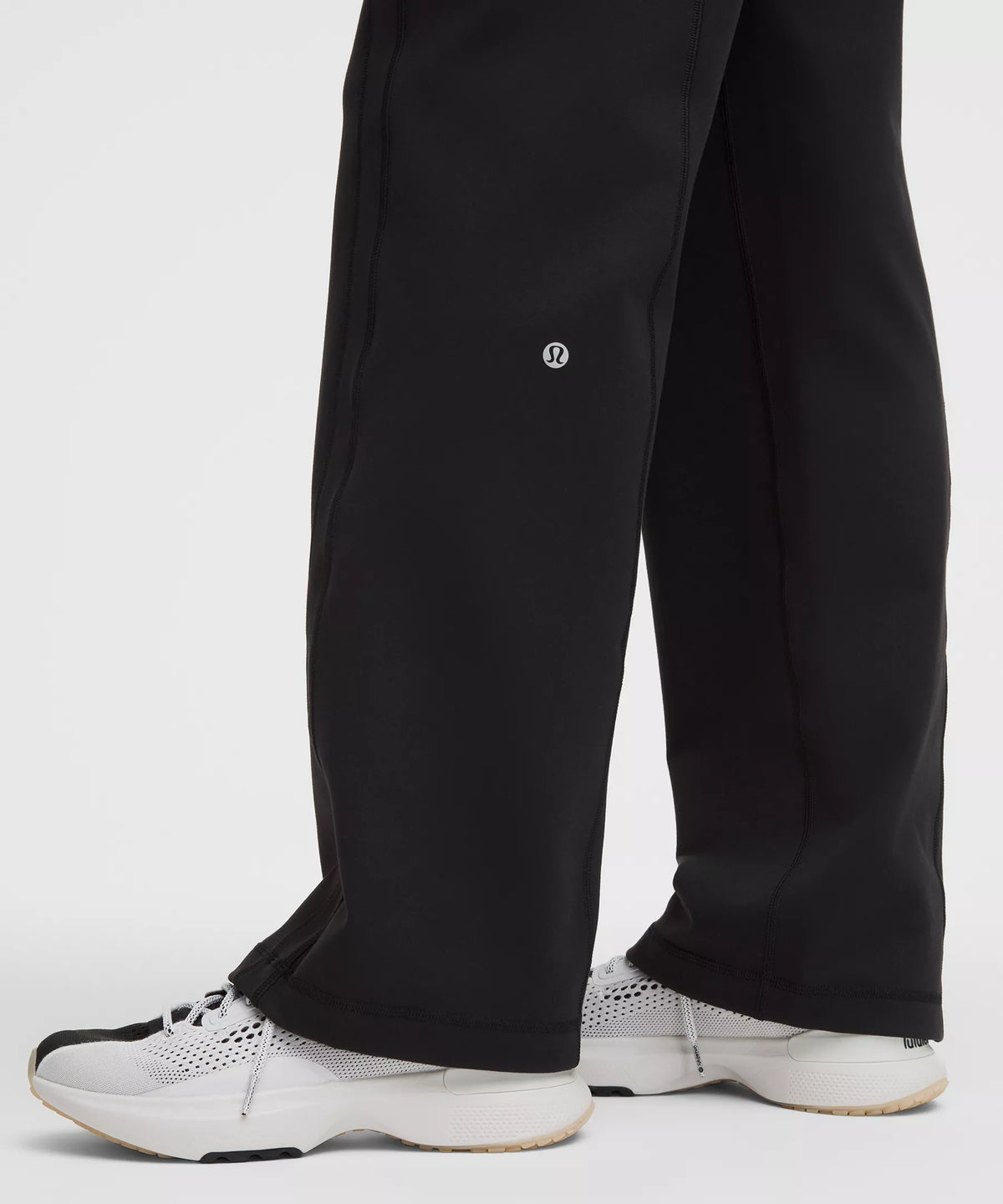 Pantalón de tiro medio
