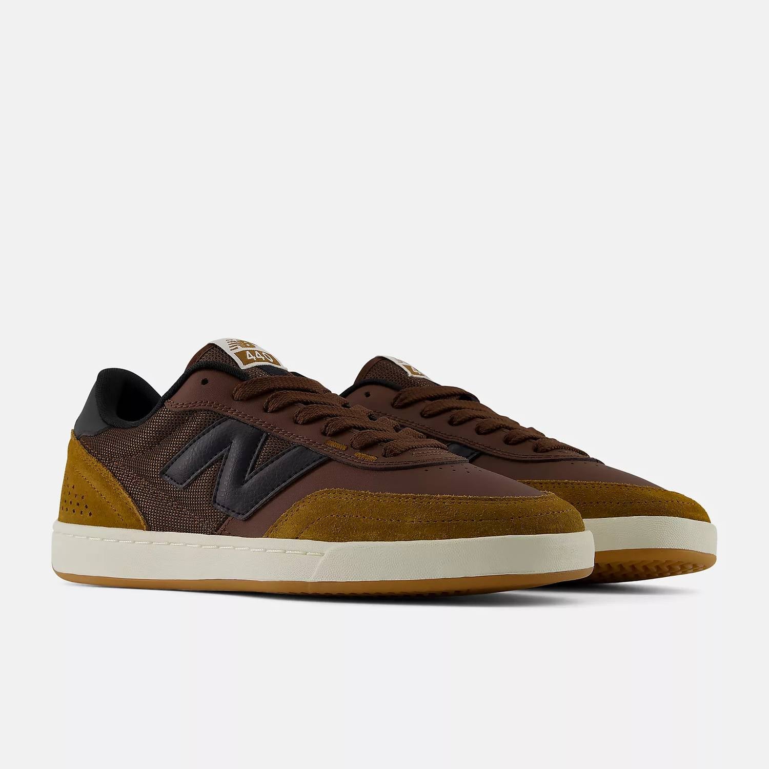Tenis de hombre color negro