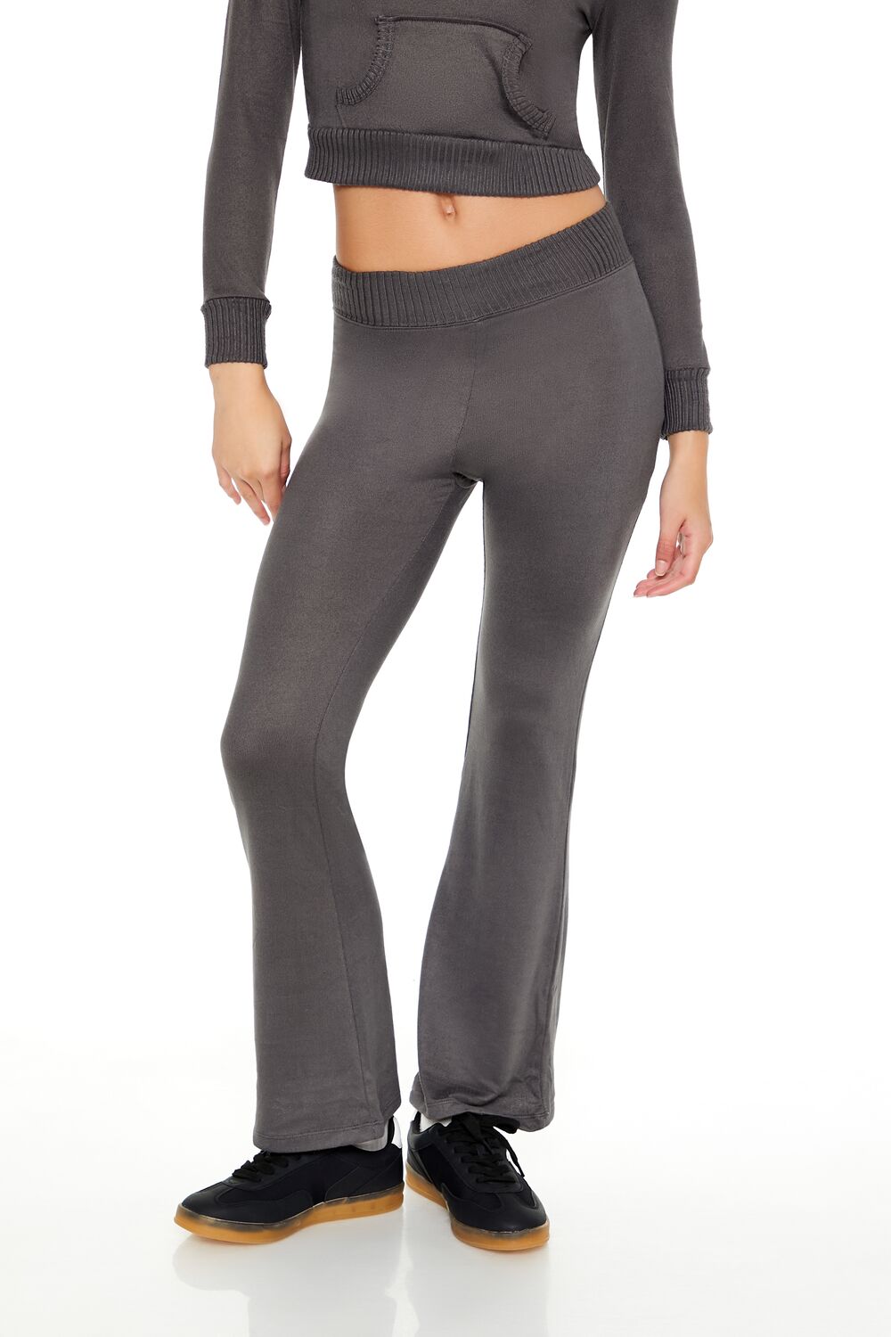 Pantalón de corte recto de tiro medio