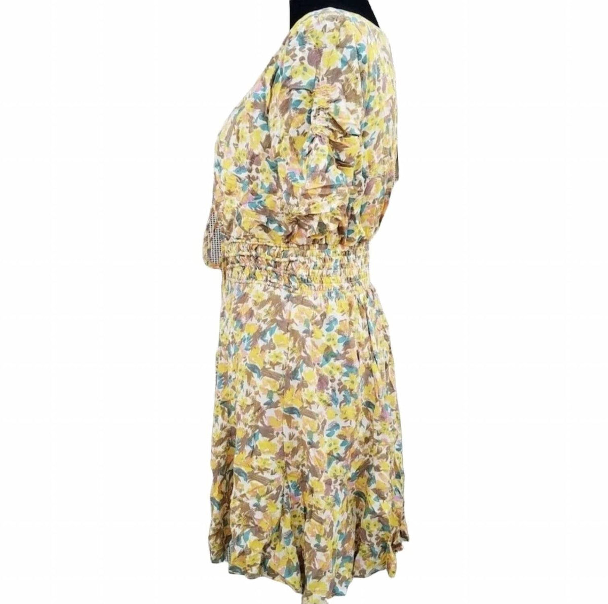 Vestido con estampado floral color marfil