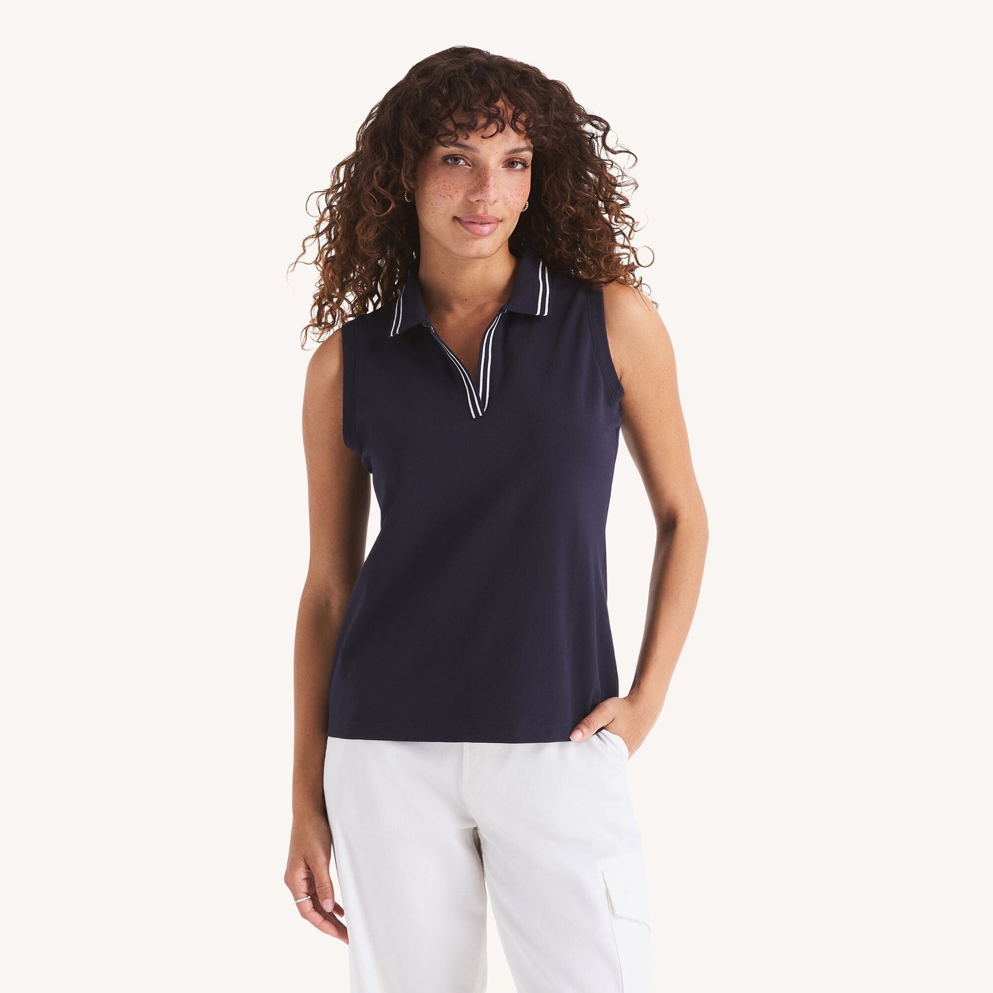 Polo de mujer sin mangas