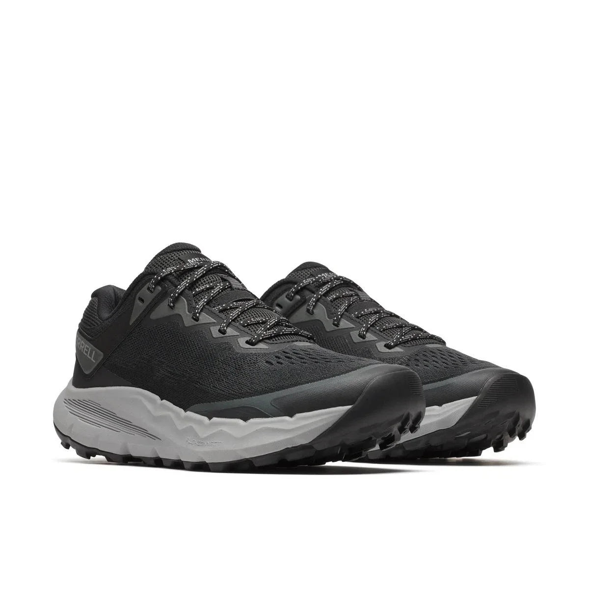 Tenis de hombre con cordones color negro