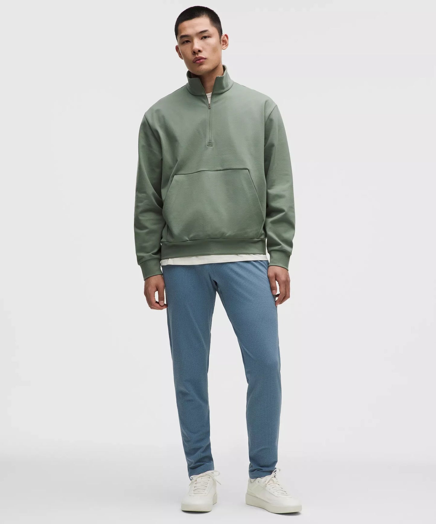 Pantalón de corte ajustado
