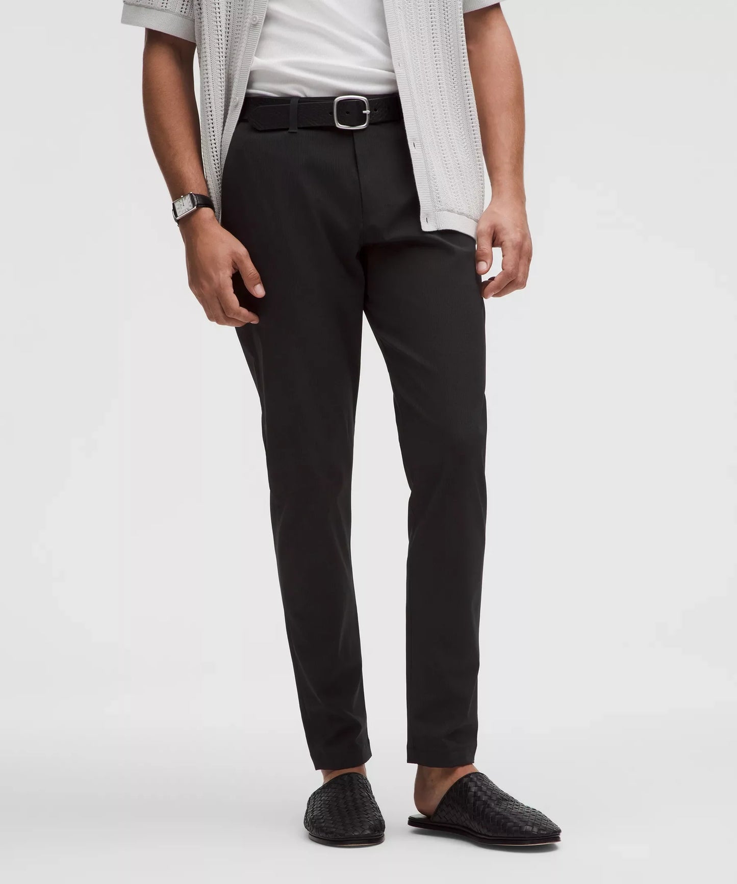 Pantalón de corte ajustado