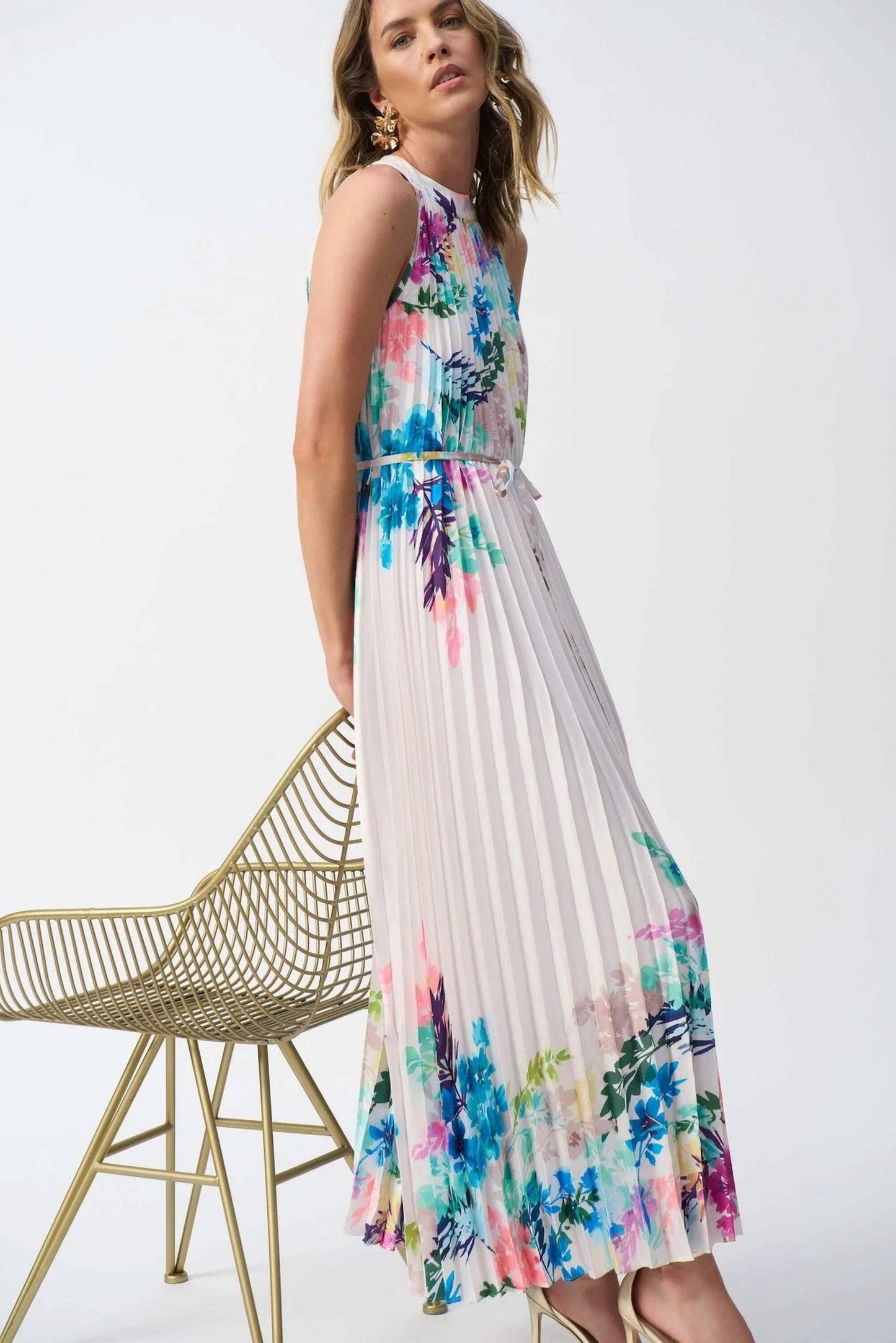 Vestido largo con estampado floral color blanco