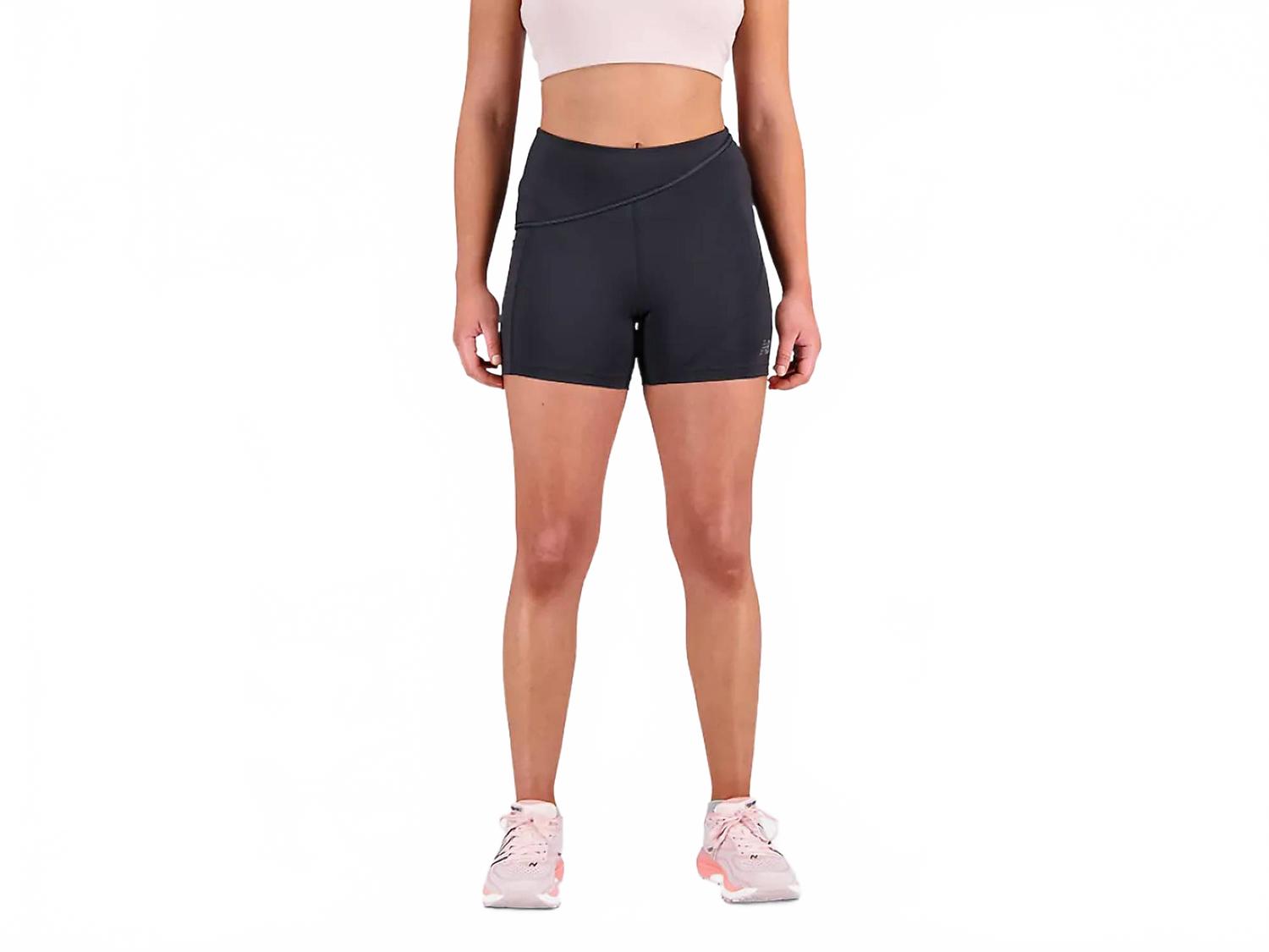 Short color negro
