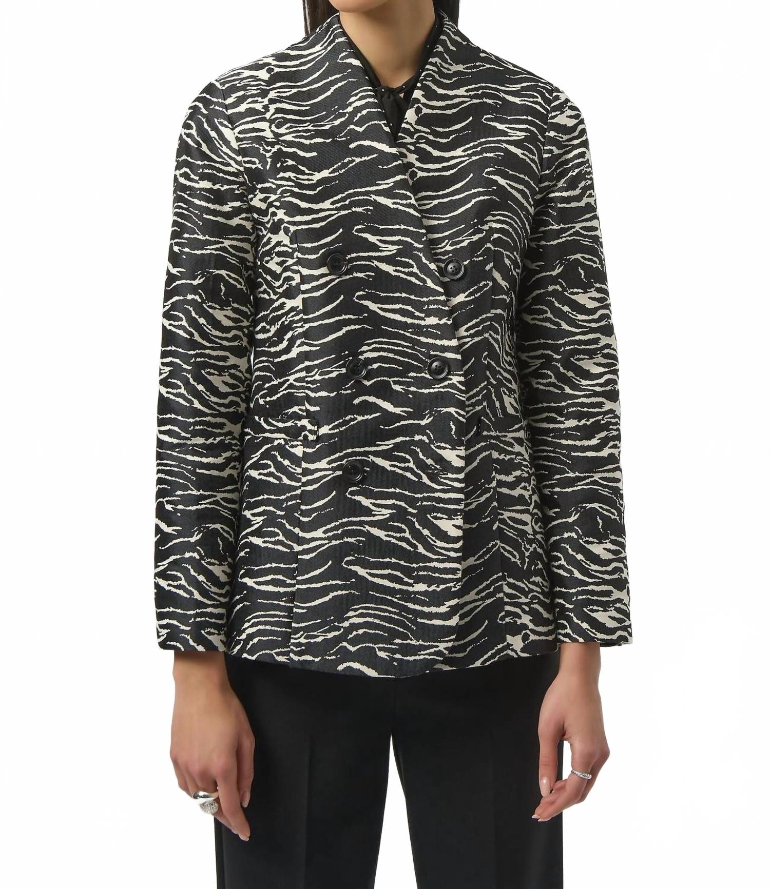 Blazer color negro y blanco