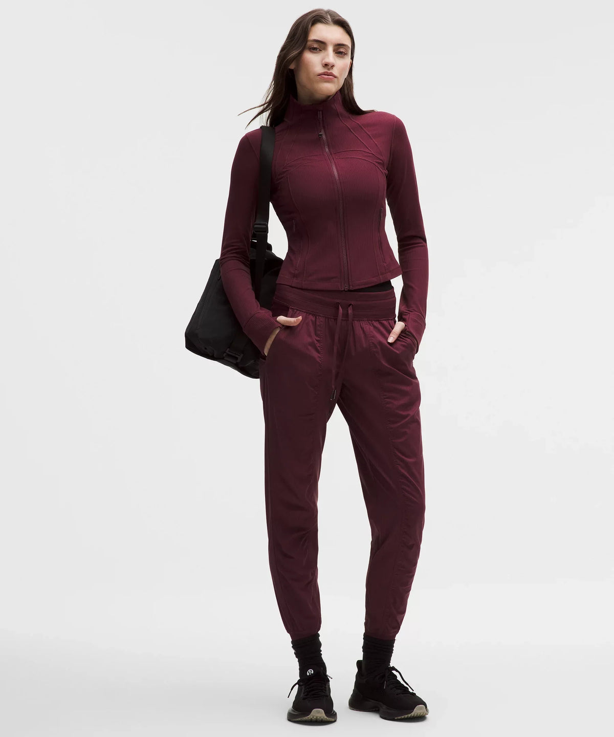 Pantalón deportivo de tiro medio