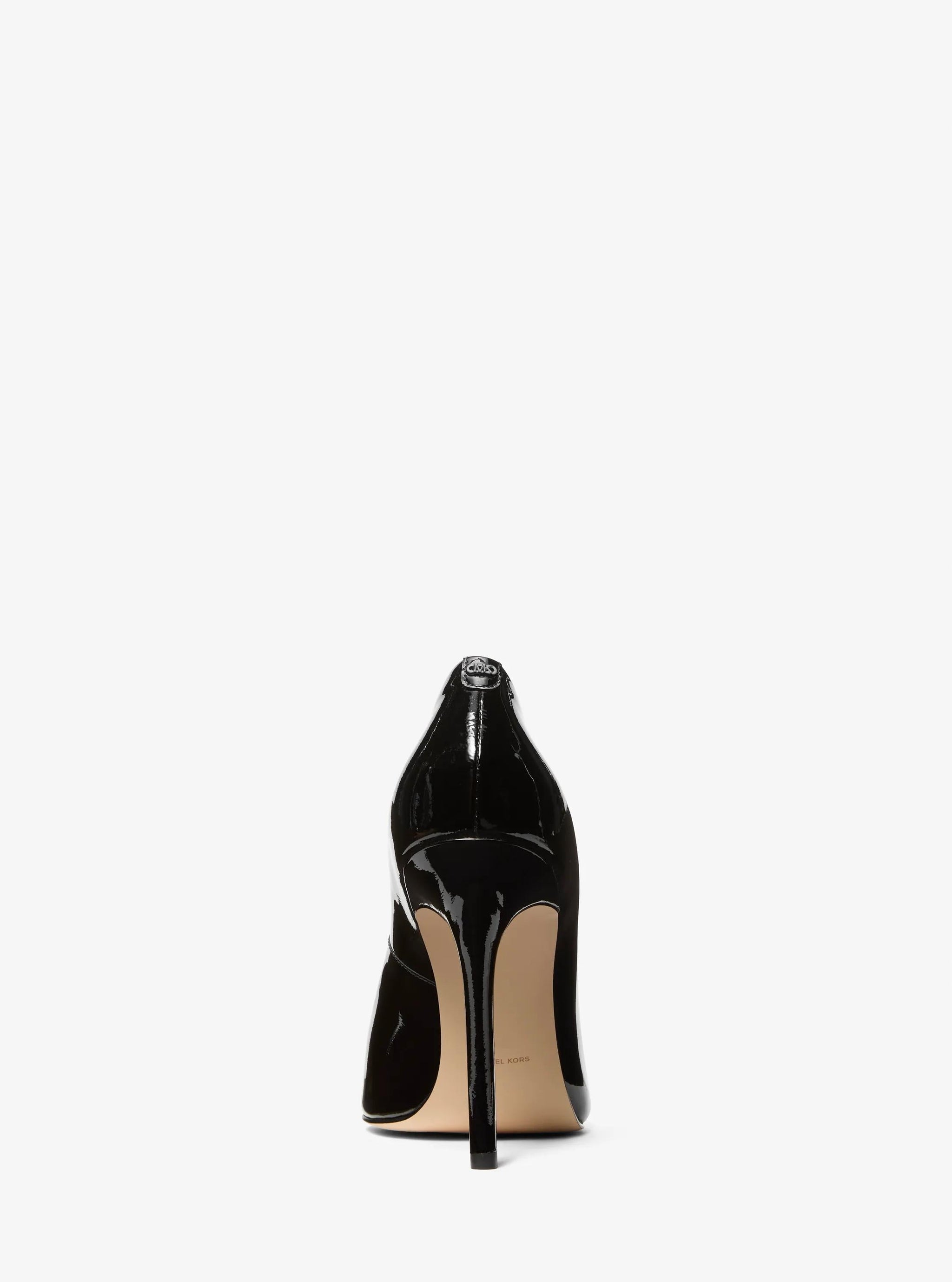 Tacones de cuero