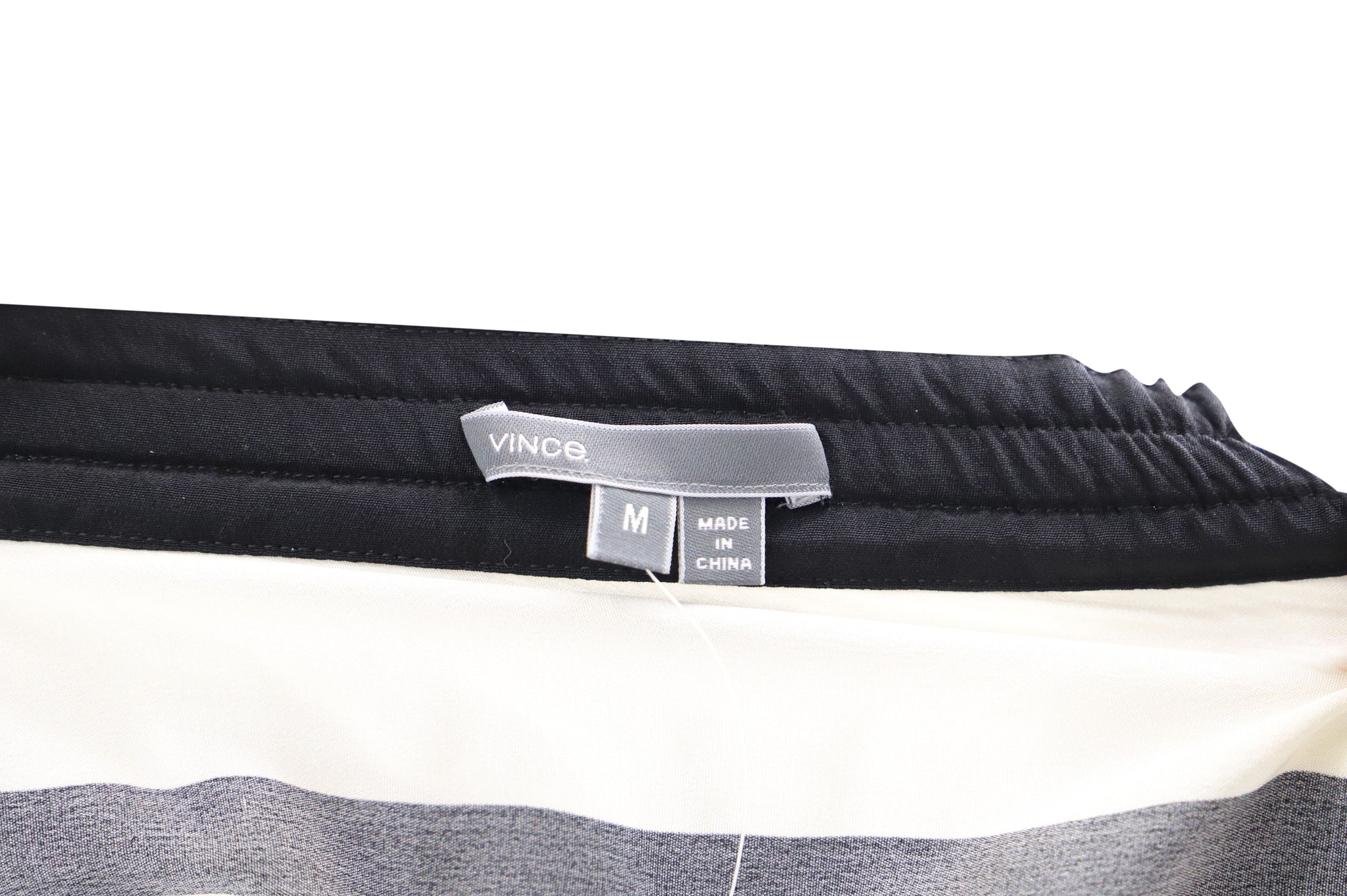 Pantalón de seda color negro