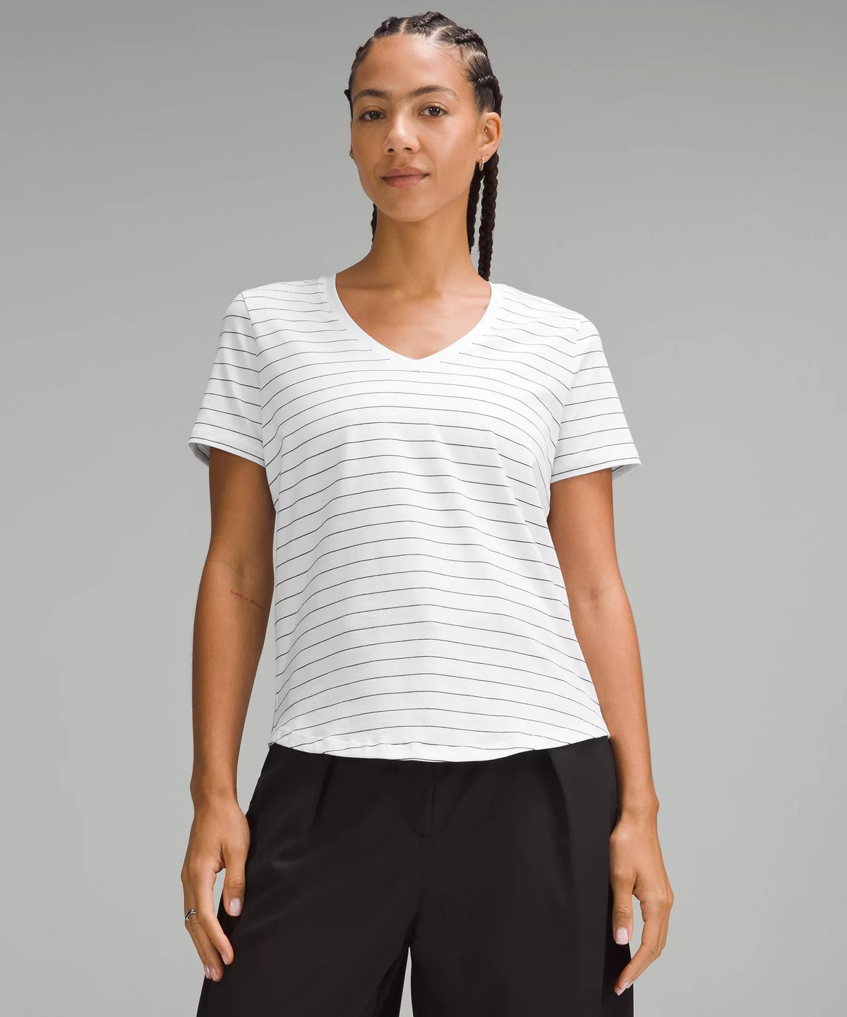 Camiseta con cuello en V