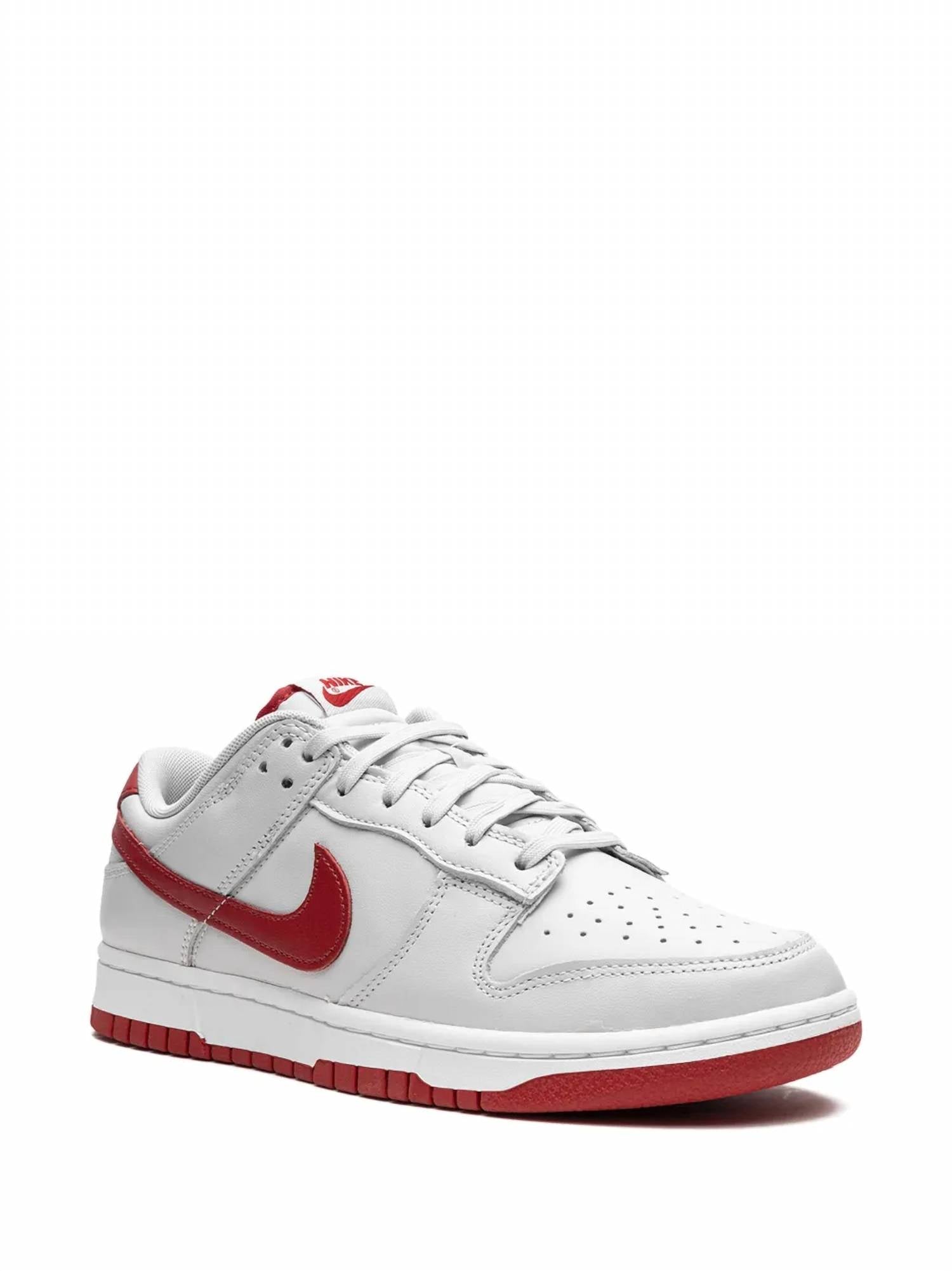 Tenis de hombre color gris y rojo