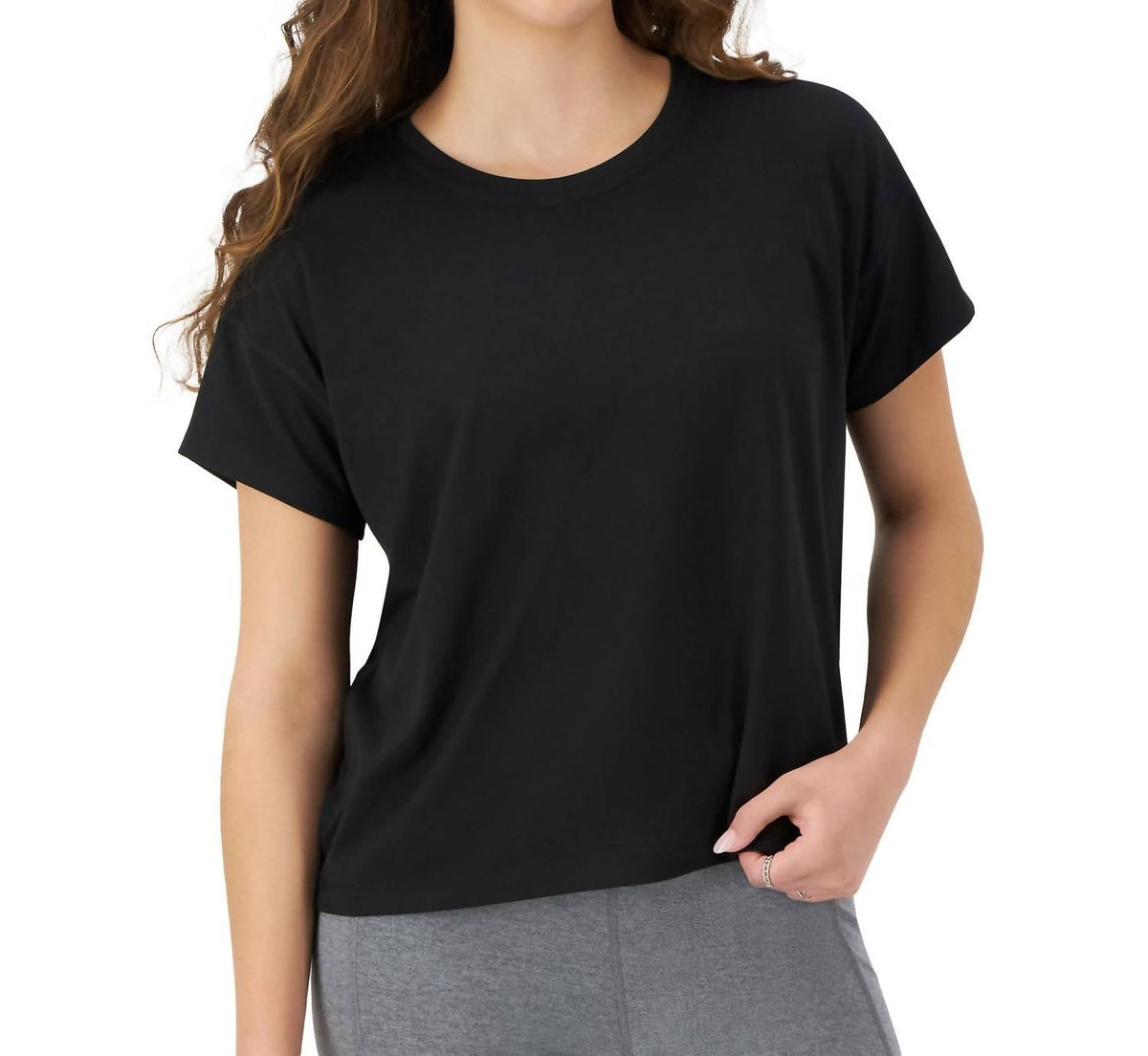 Camiseta color negro