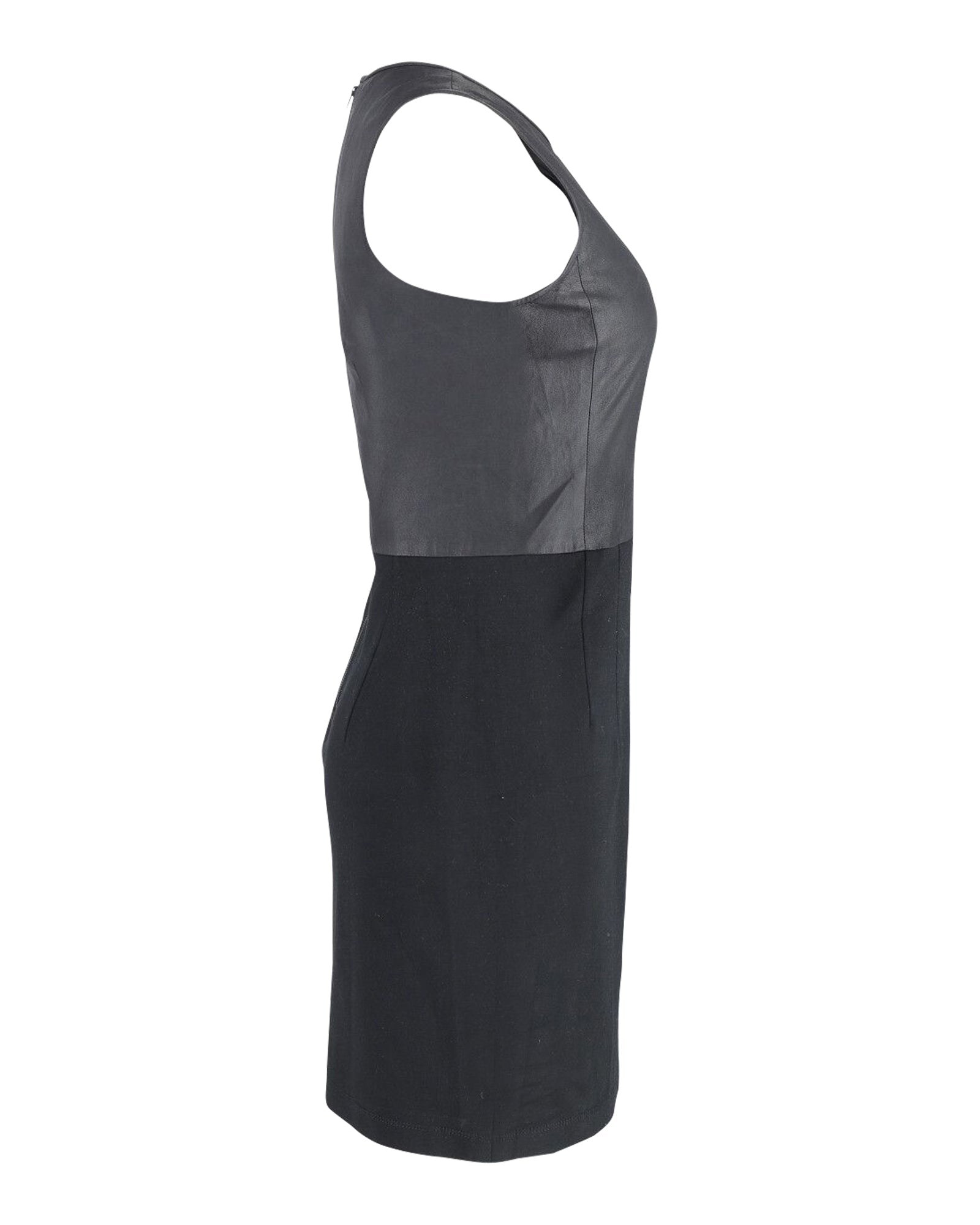 Vestido de cuero color gris