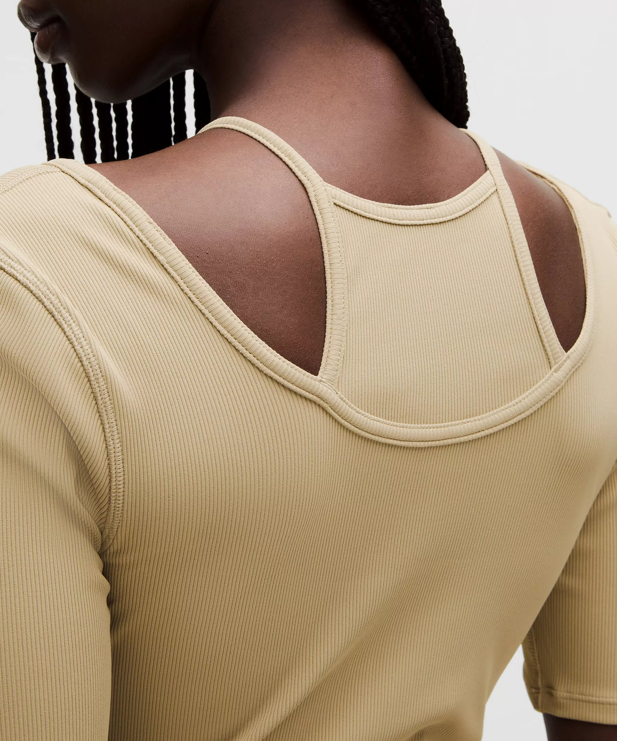 Camisa de manga corta con tejido acanalado