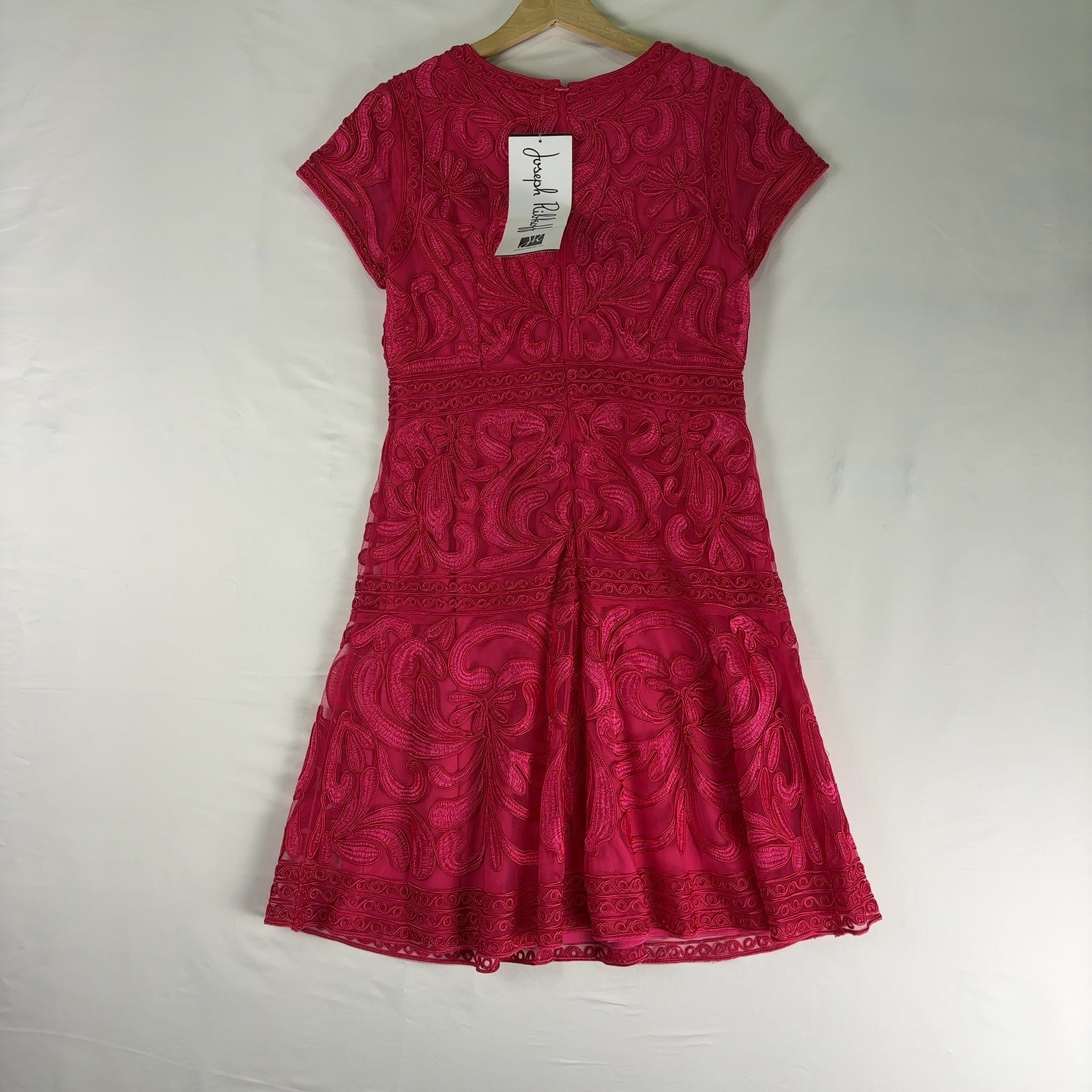 Vestido con bordado