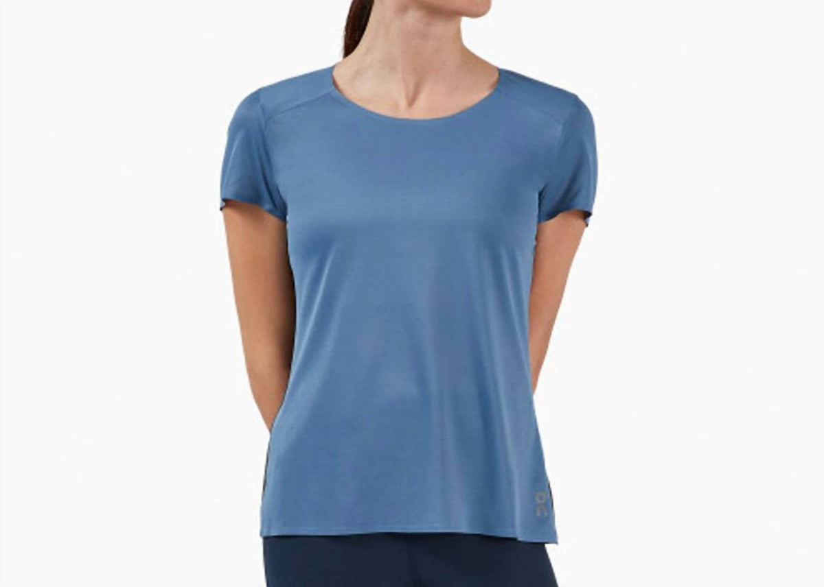 Camiseta de mujer color negro