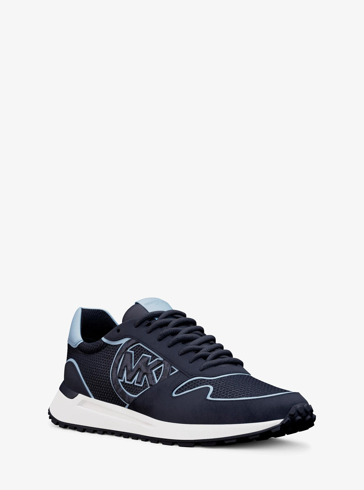 Tenis