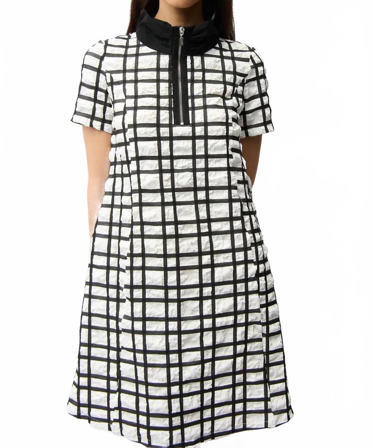 Vestido corto a cuadros color negro y blanco