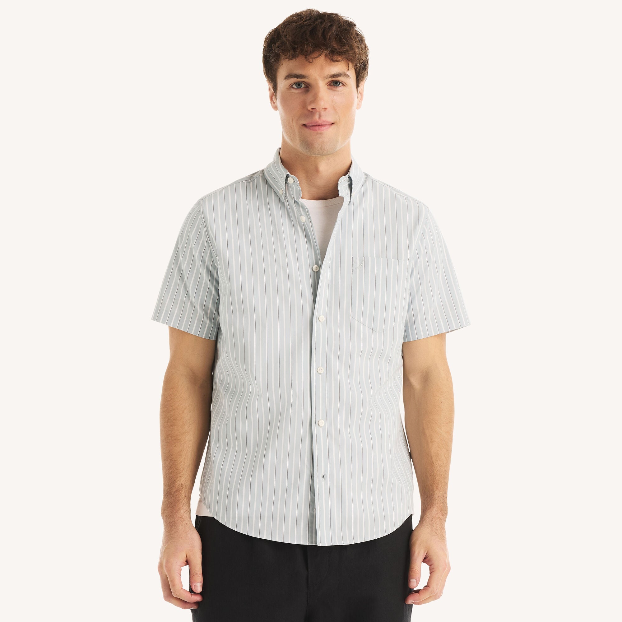 Camisa de hombre de manga corta a rayas