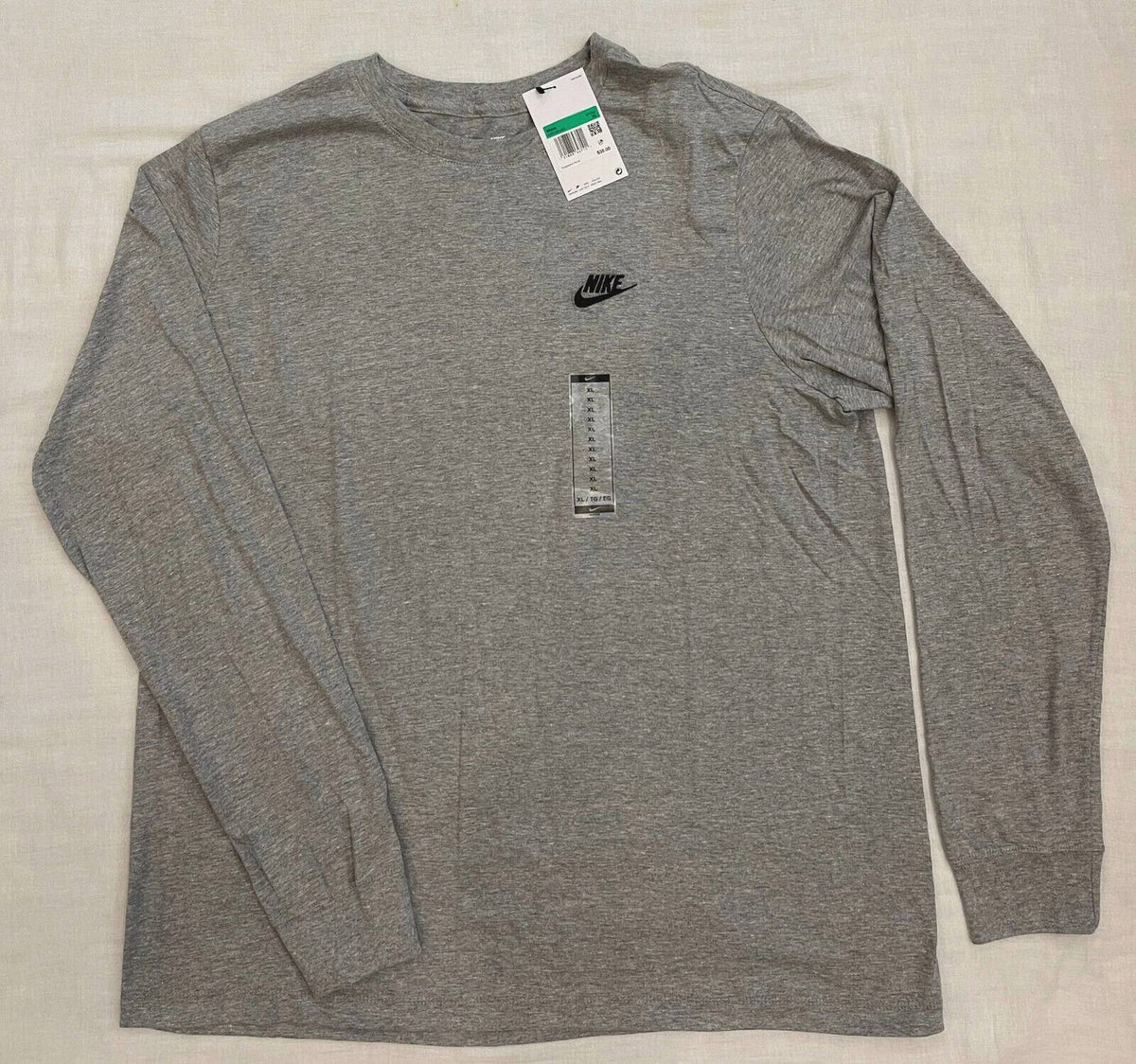 Camiseta de hombre de manga larga color gris oscuro y negro