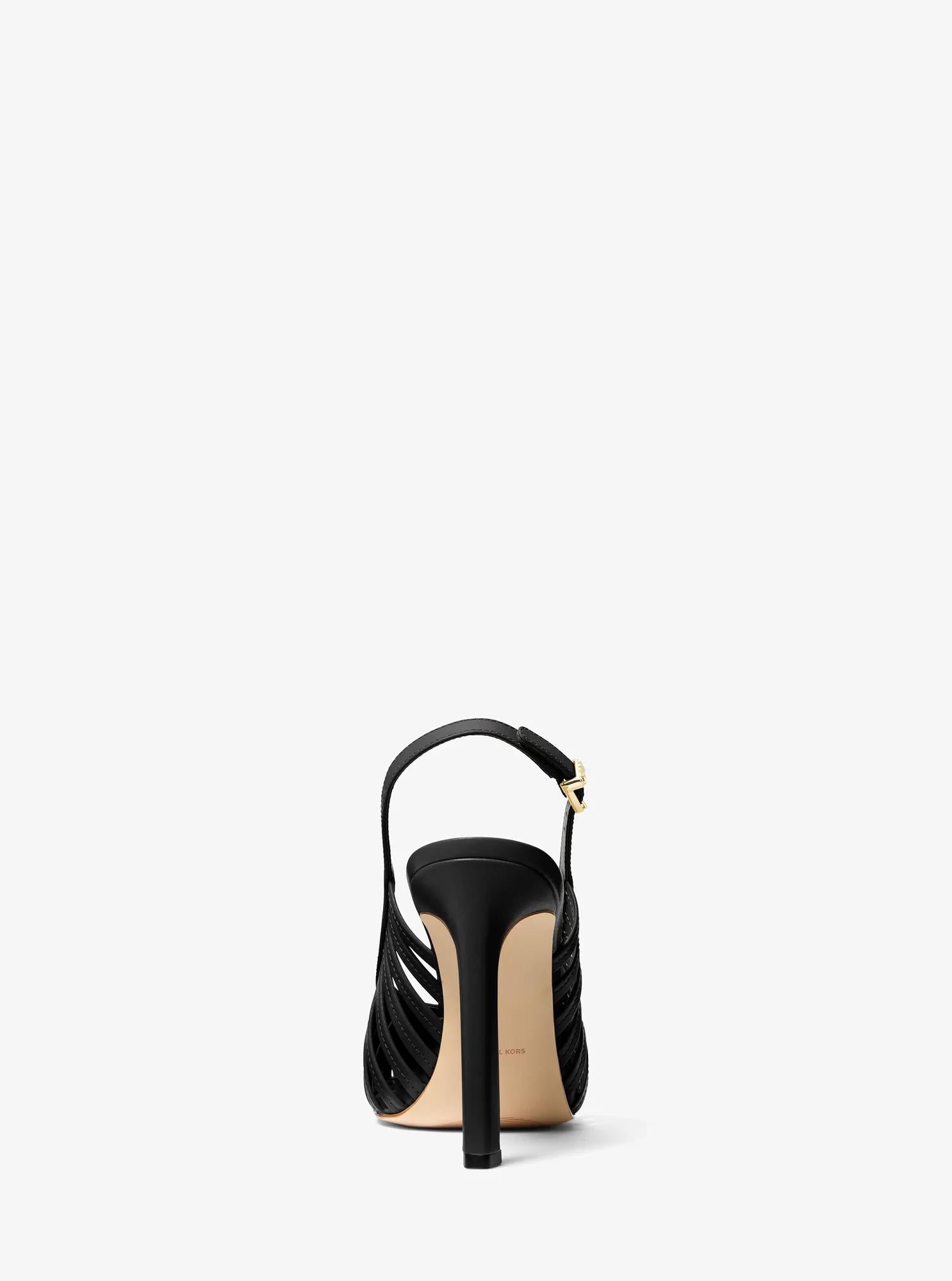 Tacones de cuero