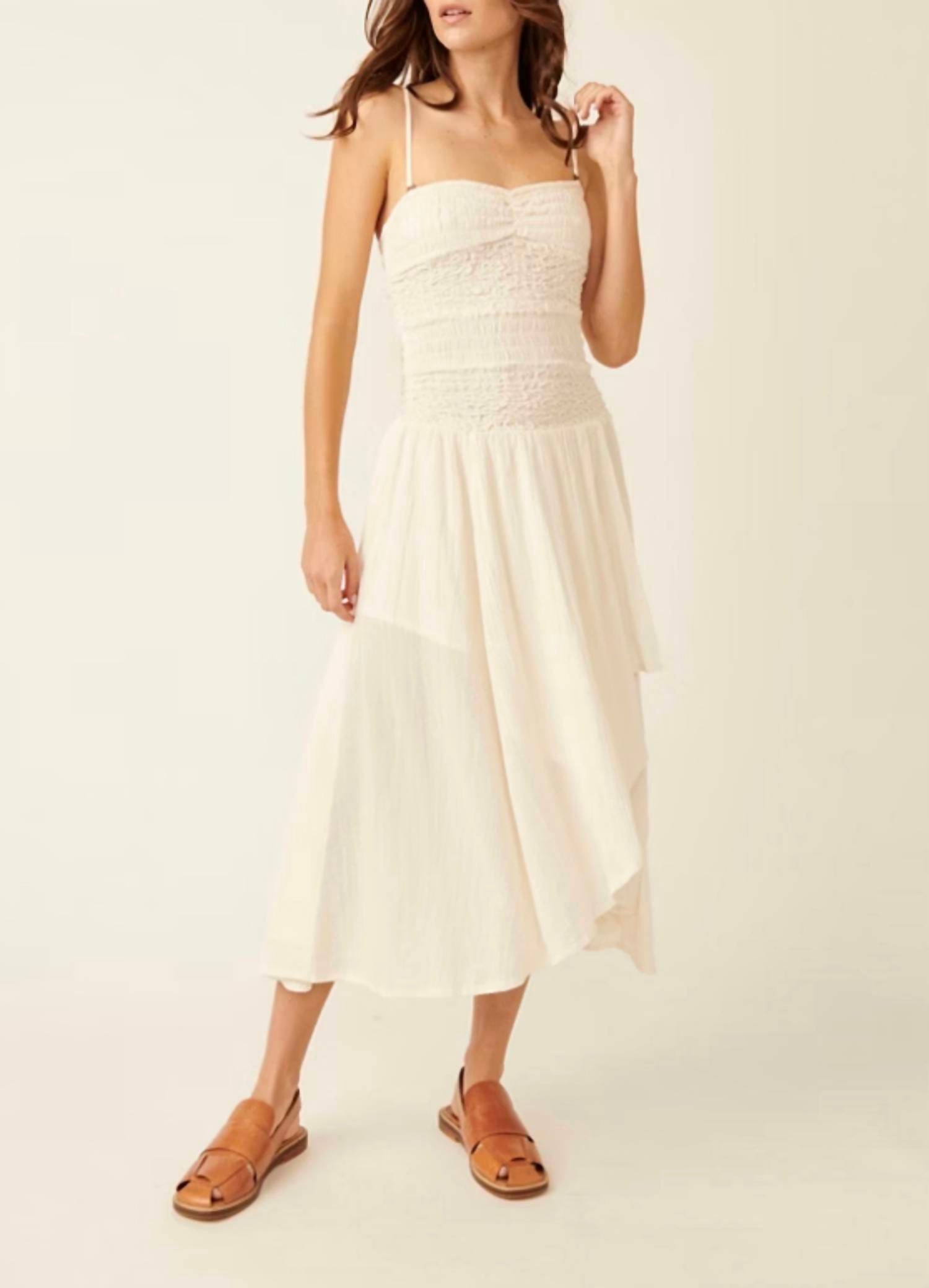 Vestido midi color marfil