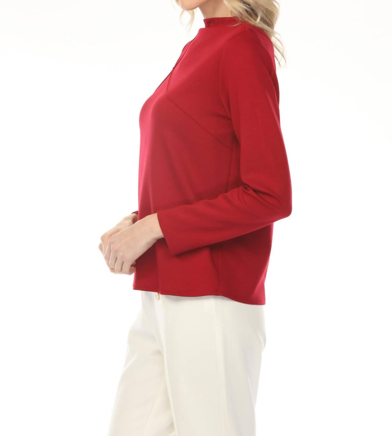 Top con cuello alto