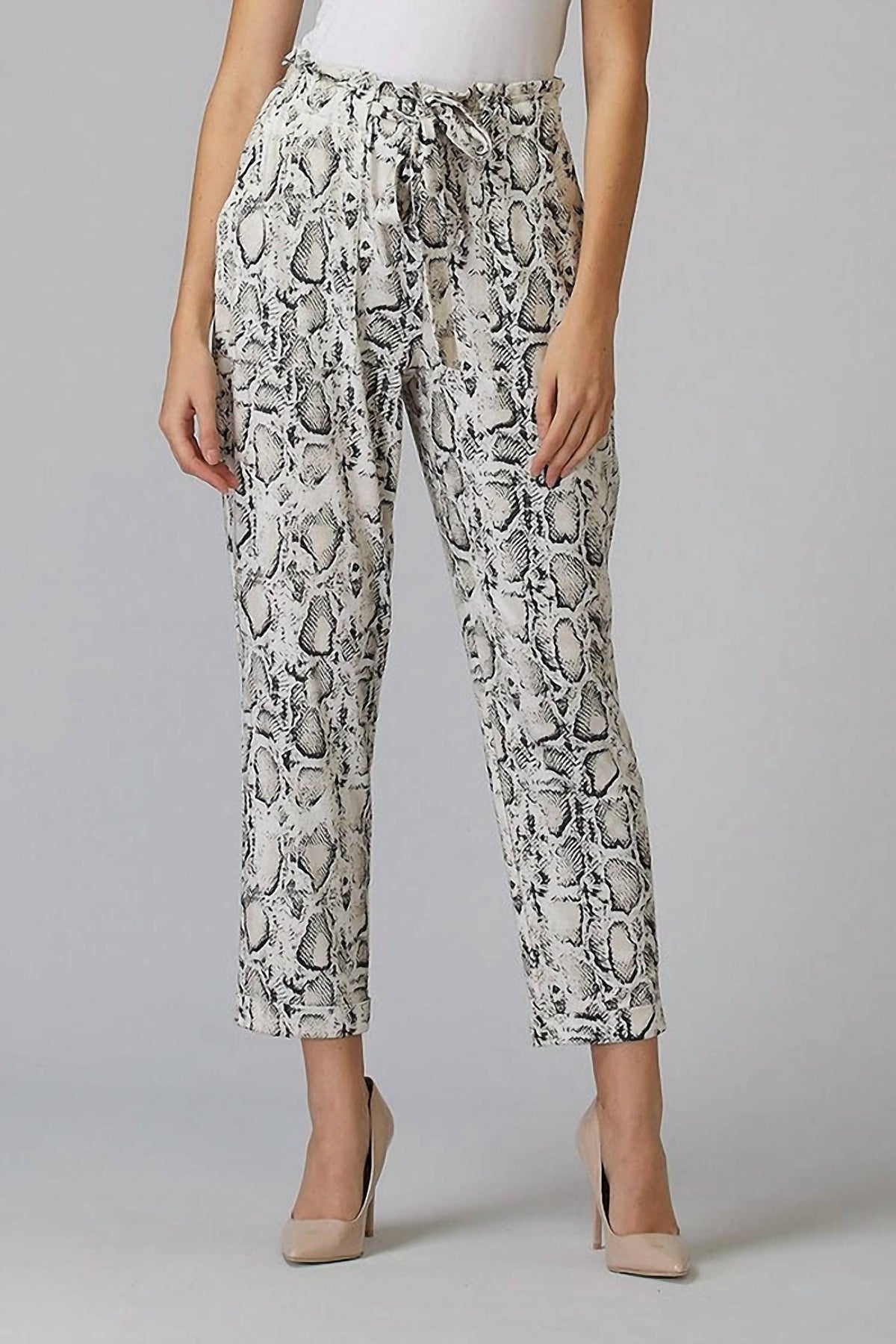 Pantalón color negro