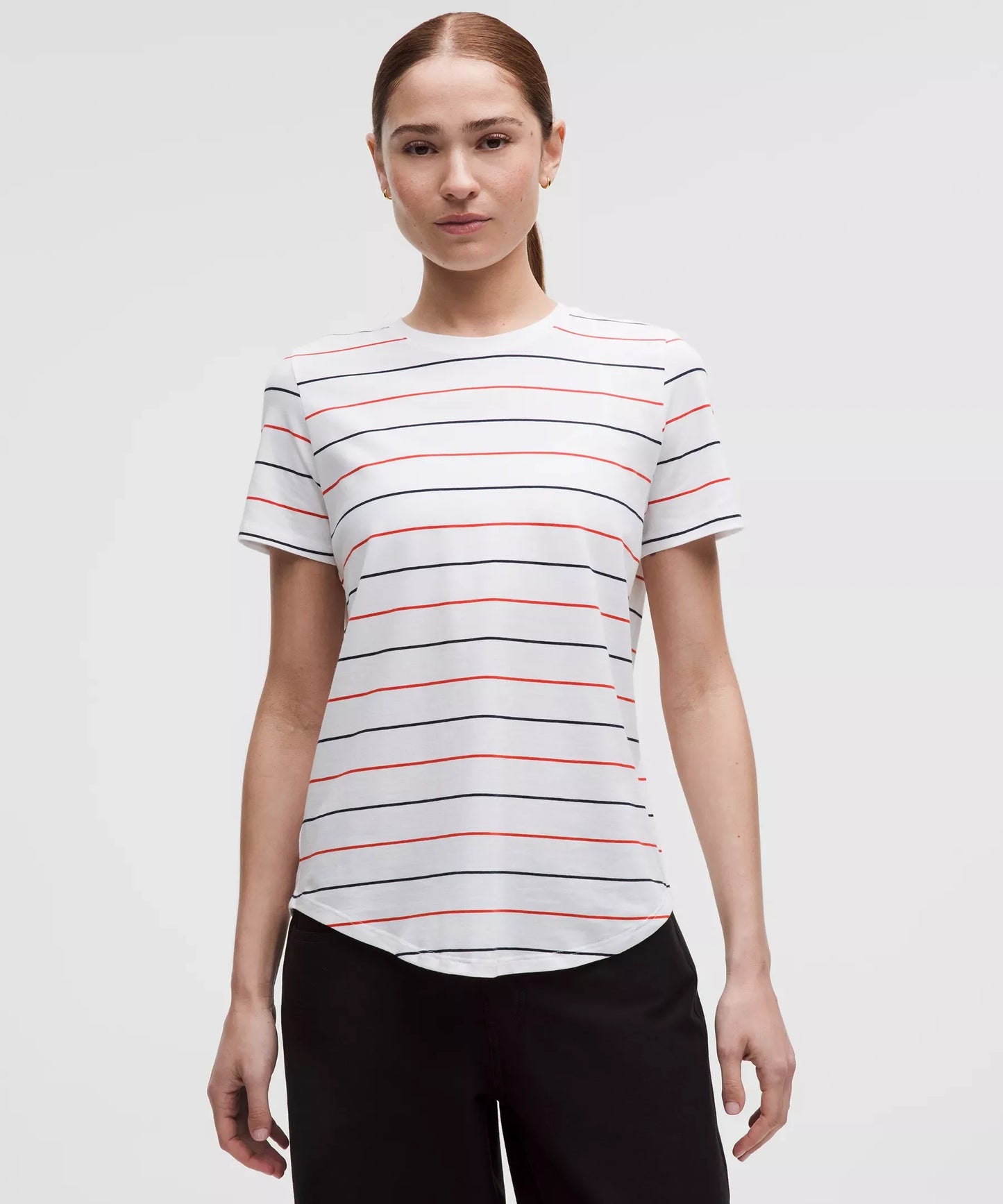 Camiseta con cuello redondo
