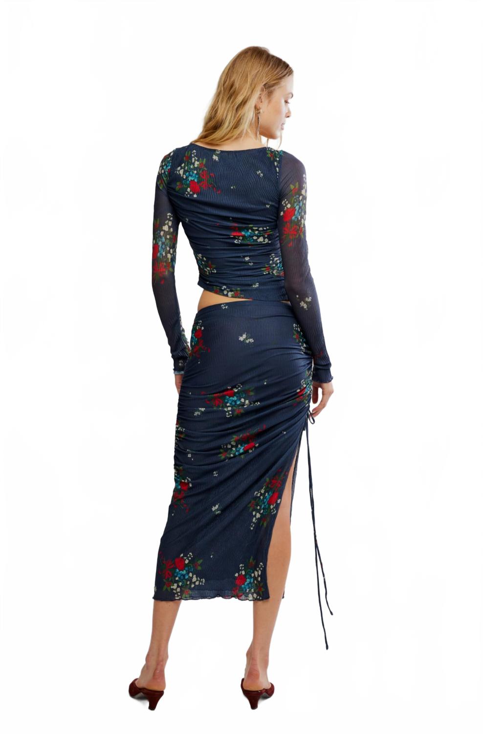 Conjunto de ropa color azul marino
