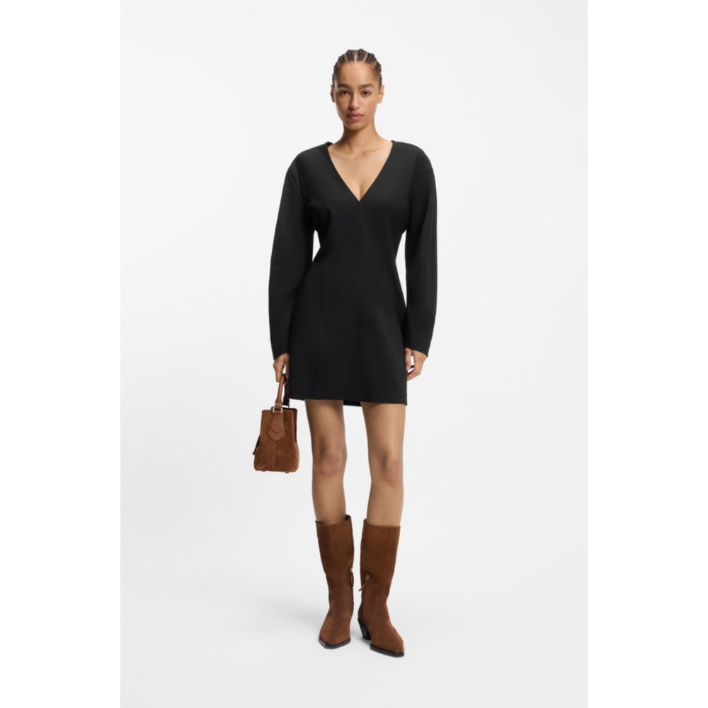 Vestido con cuello en V