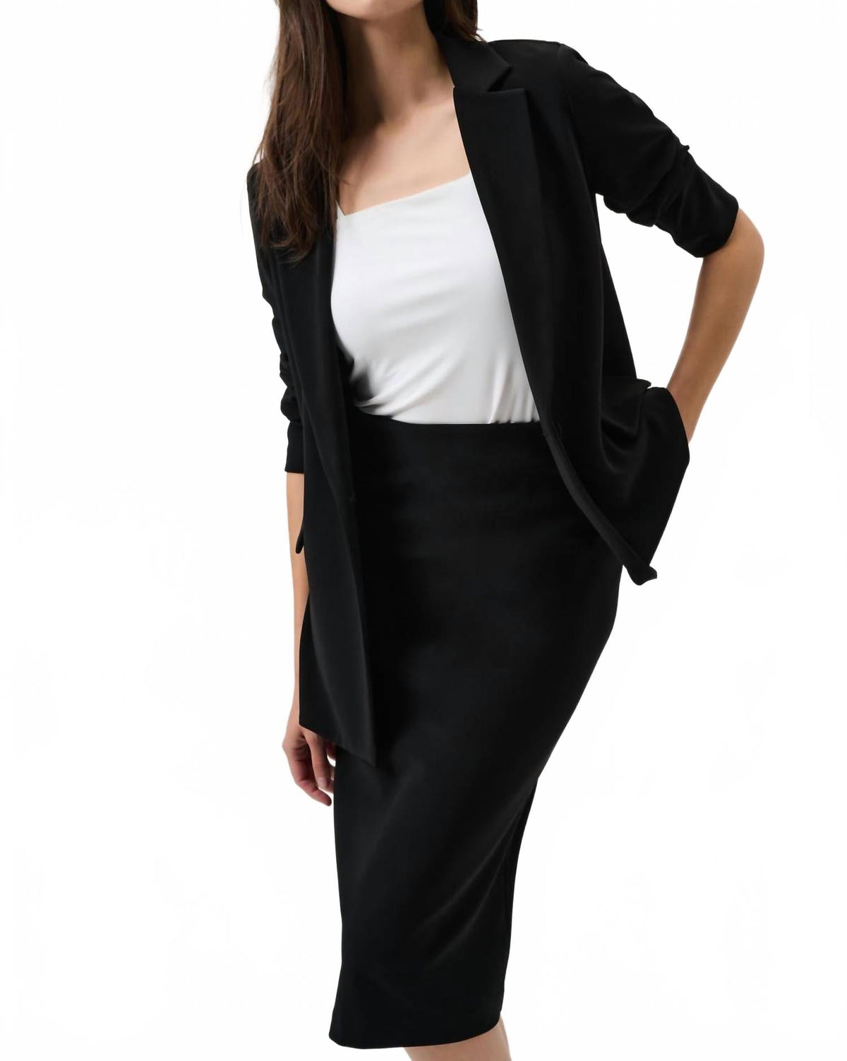 Falda color negro