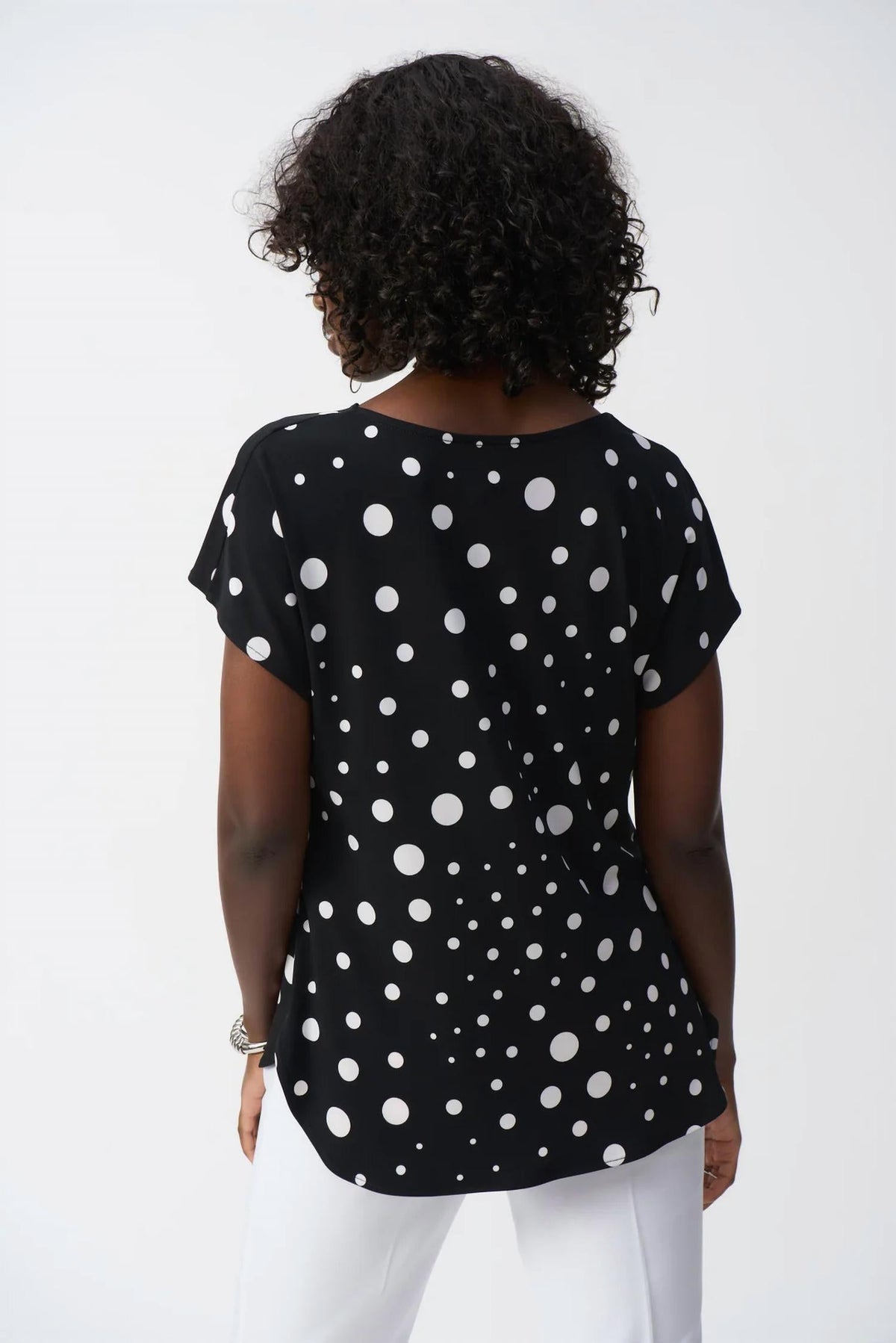 Top de lunares color negro