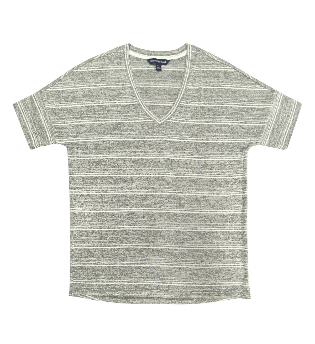Top de mujer con cuello en V color gris claro