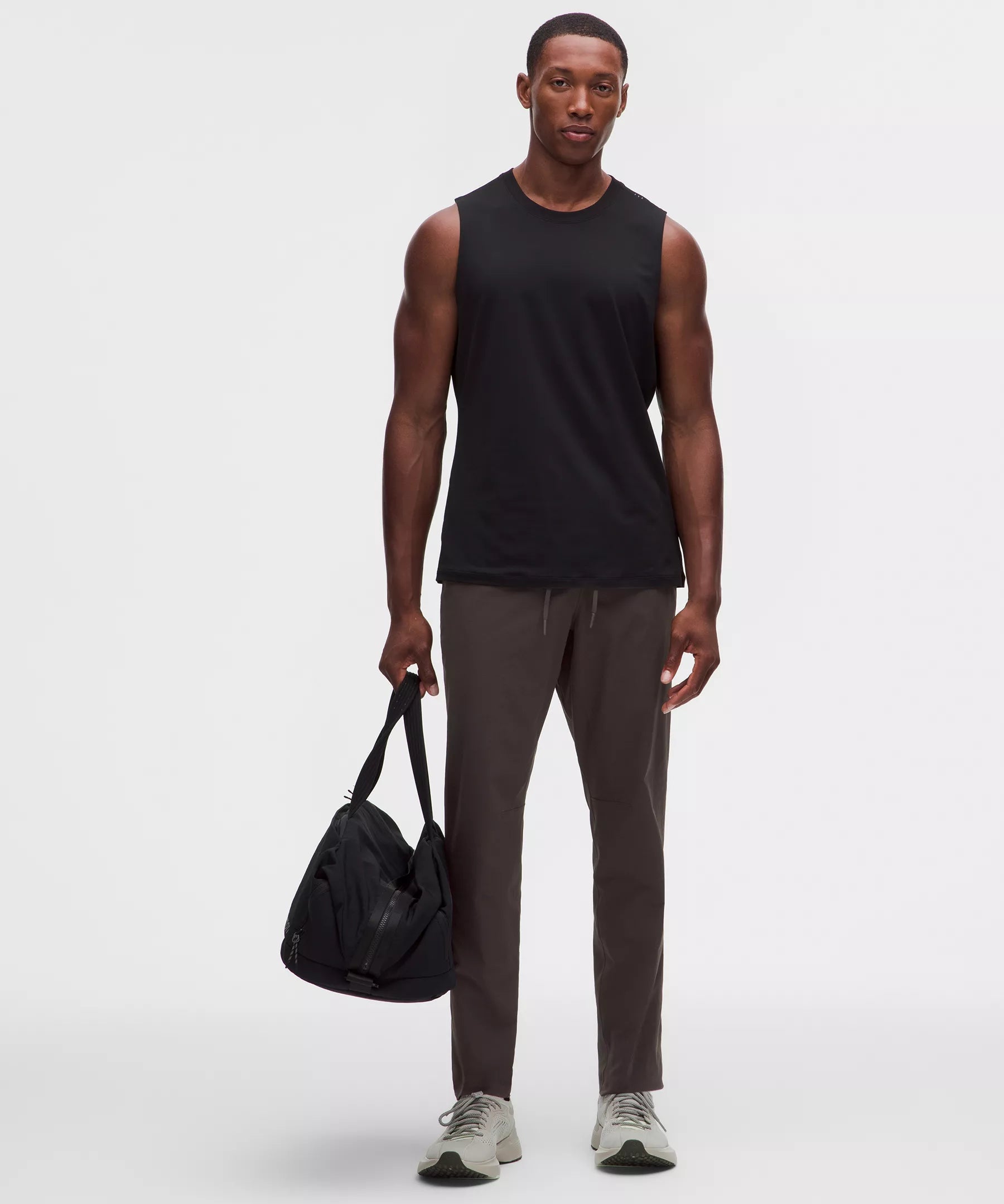 Pantalón de corte ajustado